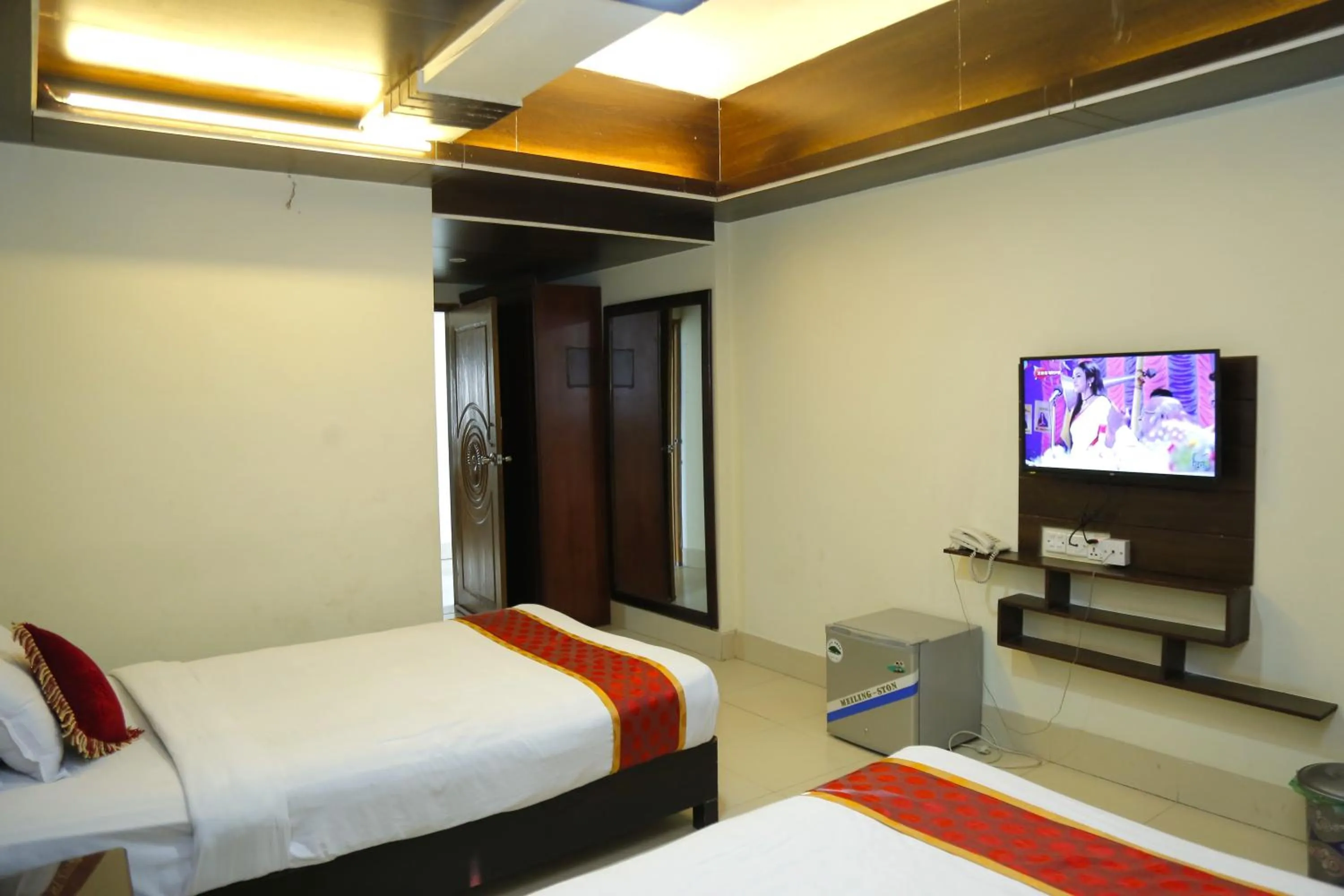Bed in Panshi Inn Sylhet