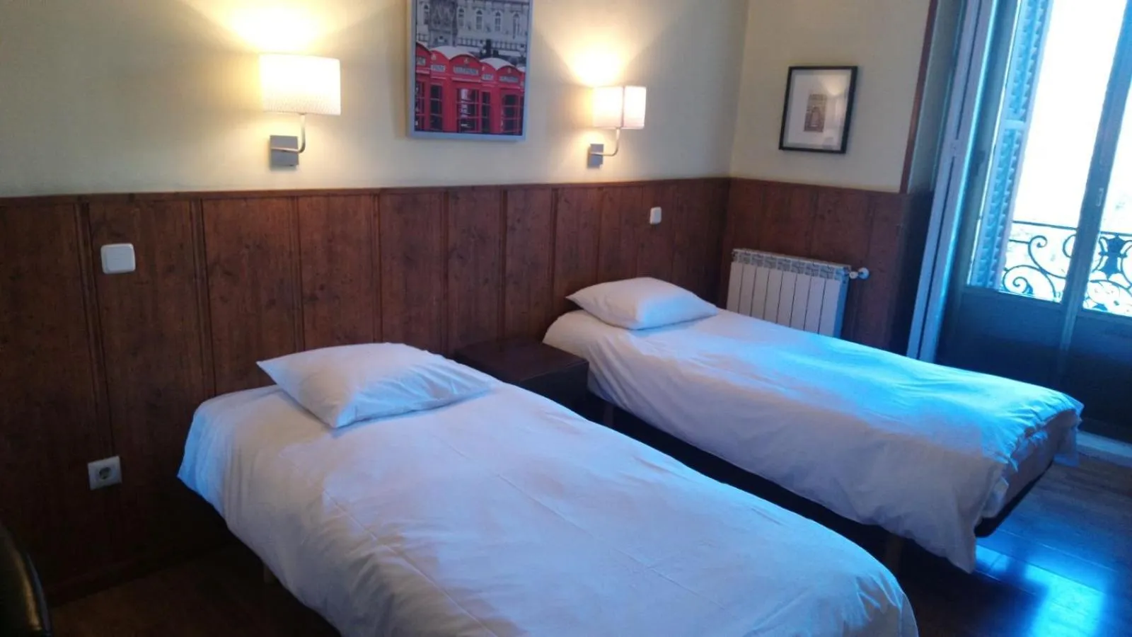 Bed in Hostal Asunción