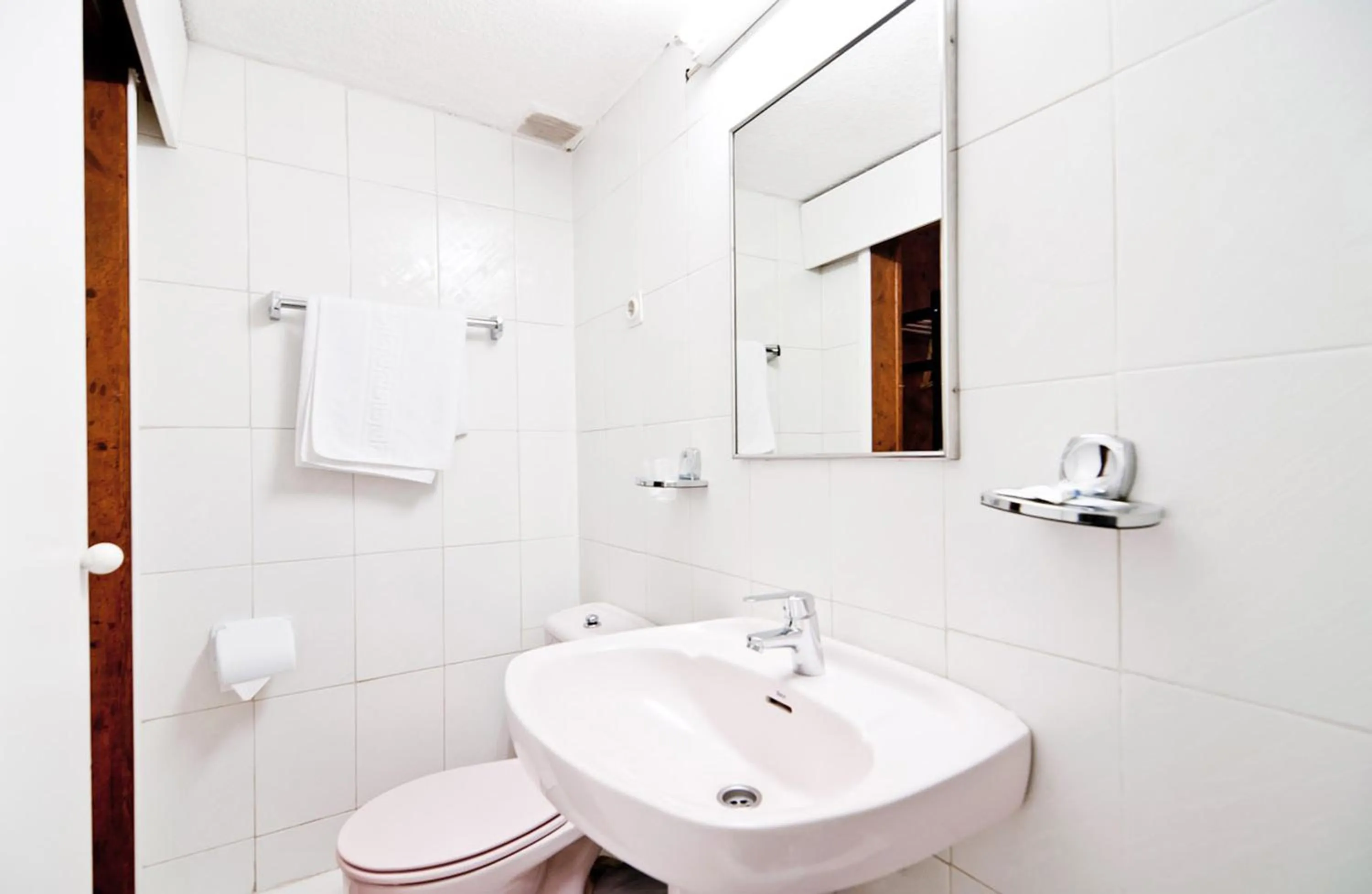 Bathroom in Hostal Asunción