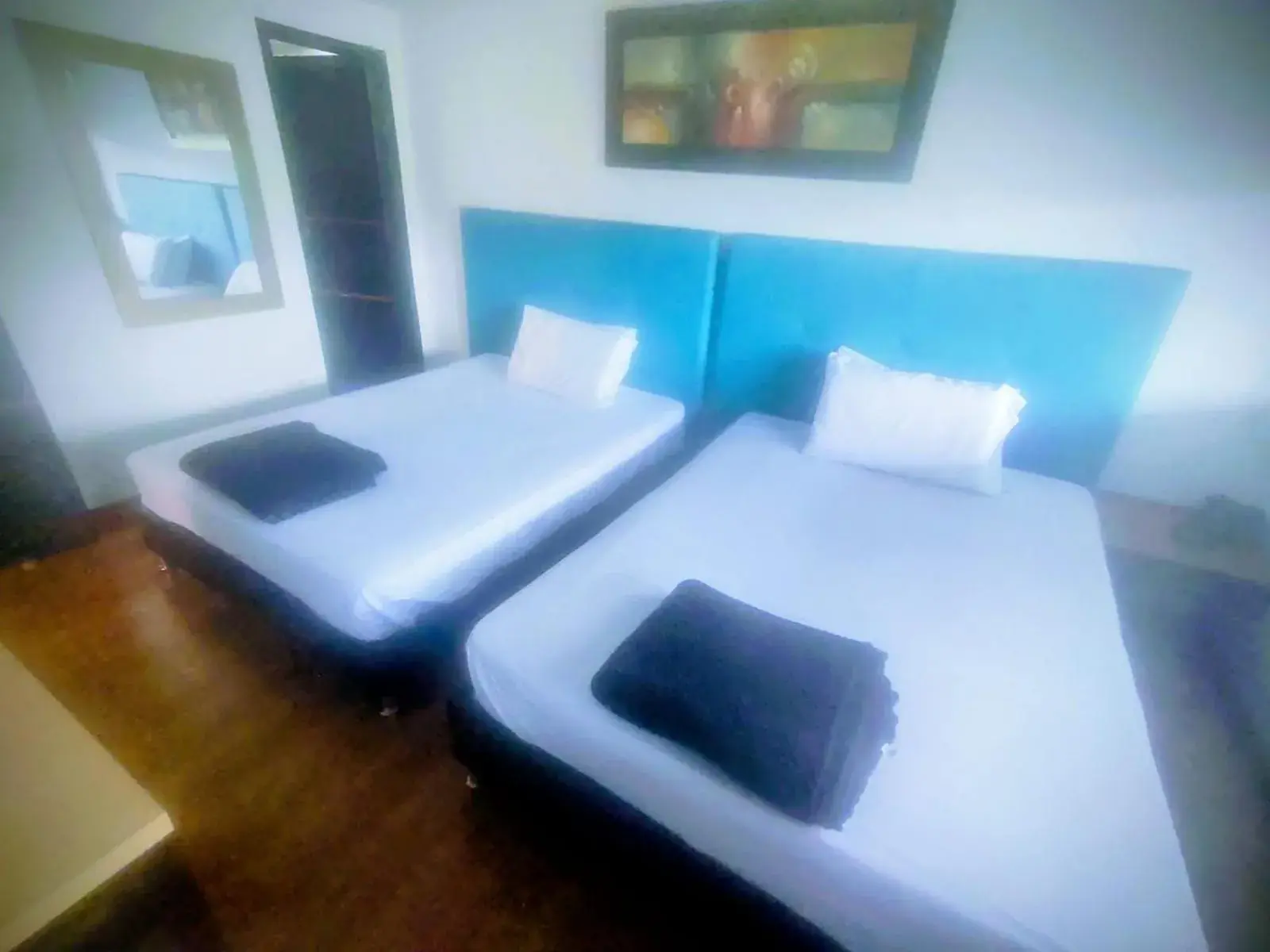 Triple Room - single occupancy in Hotel Bogotá la embajada Triple Room - single occupancy in Hotel Bogotá la embajada