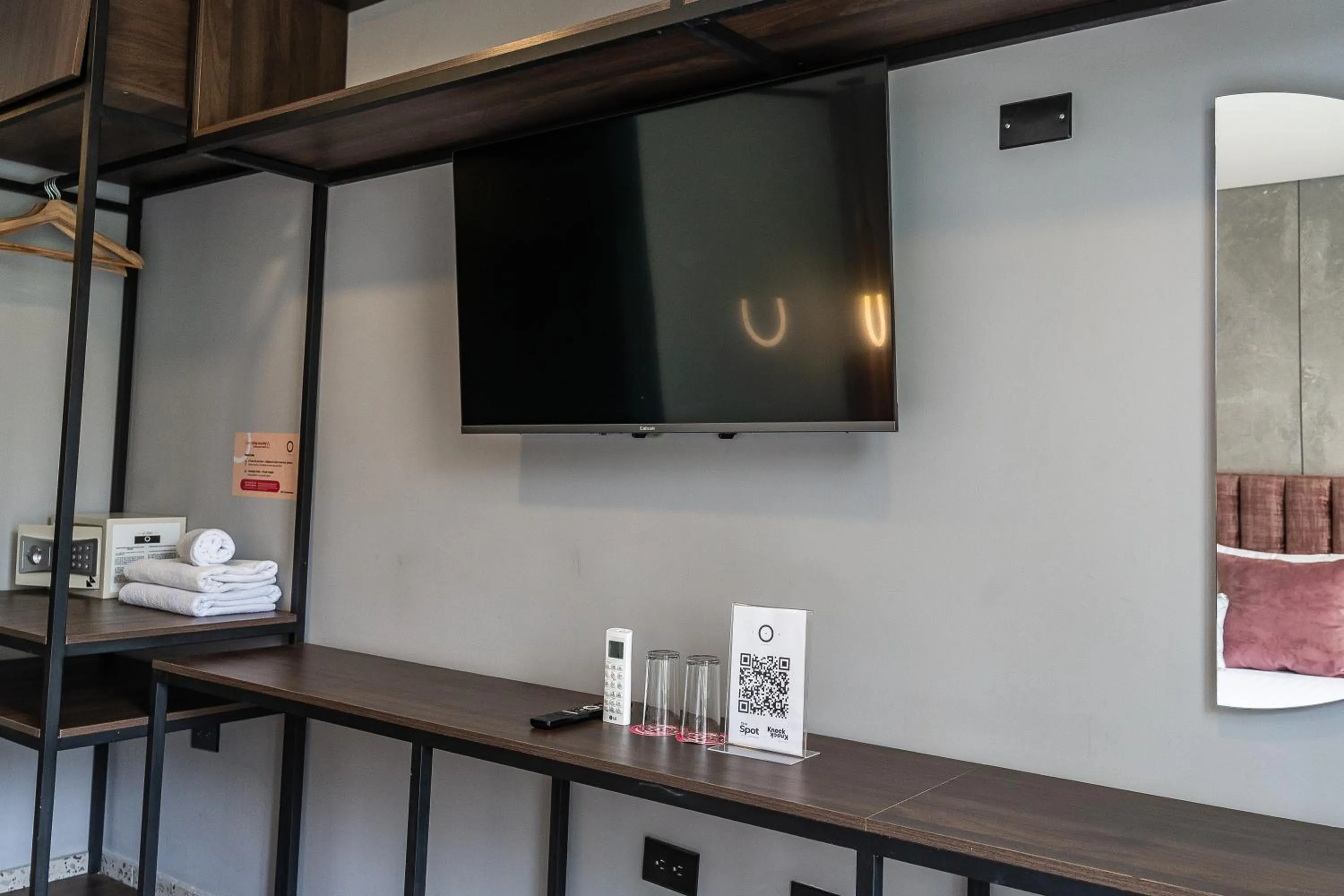 TV and multimedia in The O by Seekers Medellín