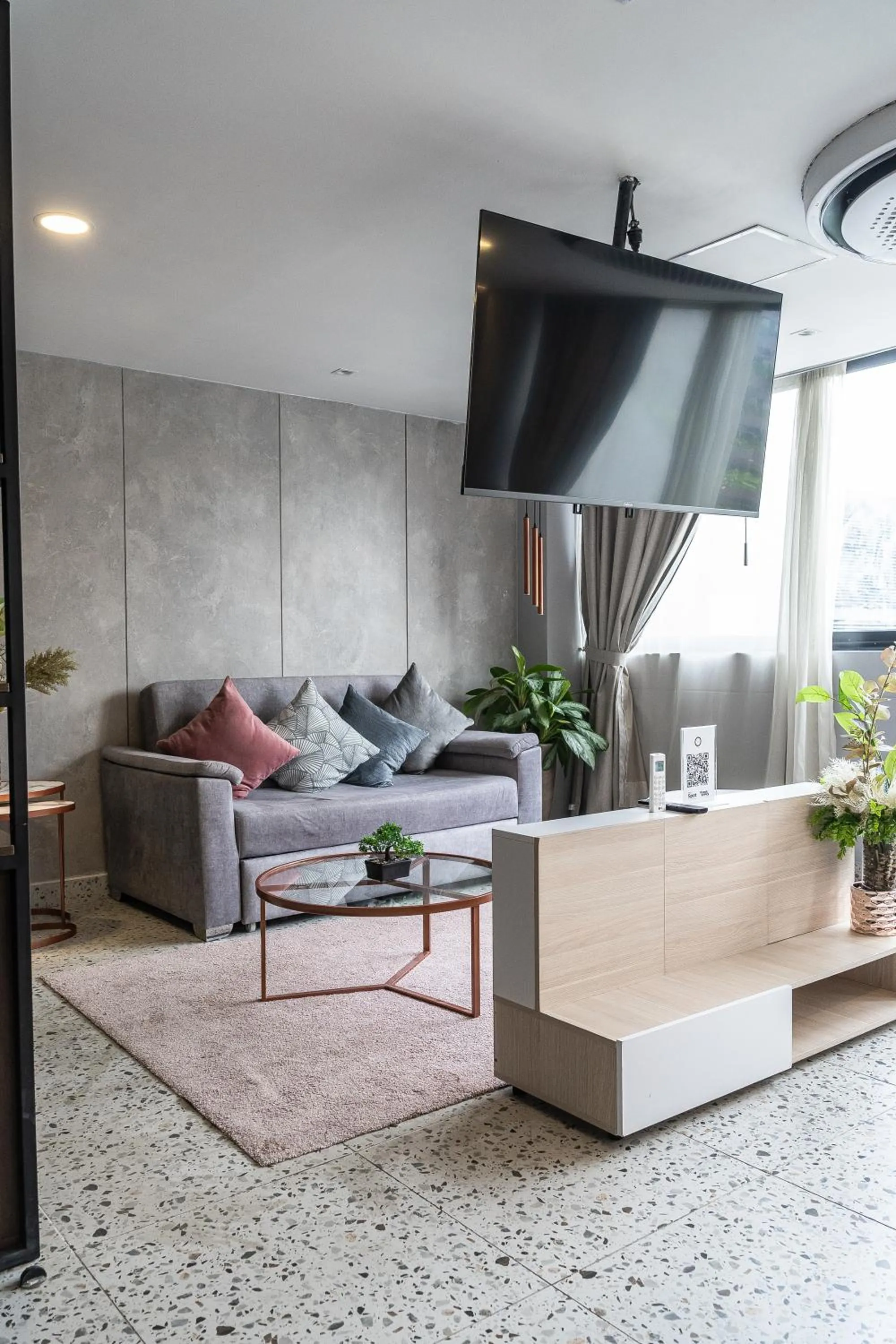 TV and multimedia in The O by Seekers Medellín