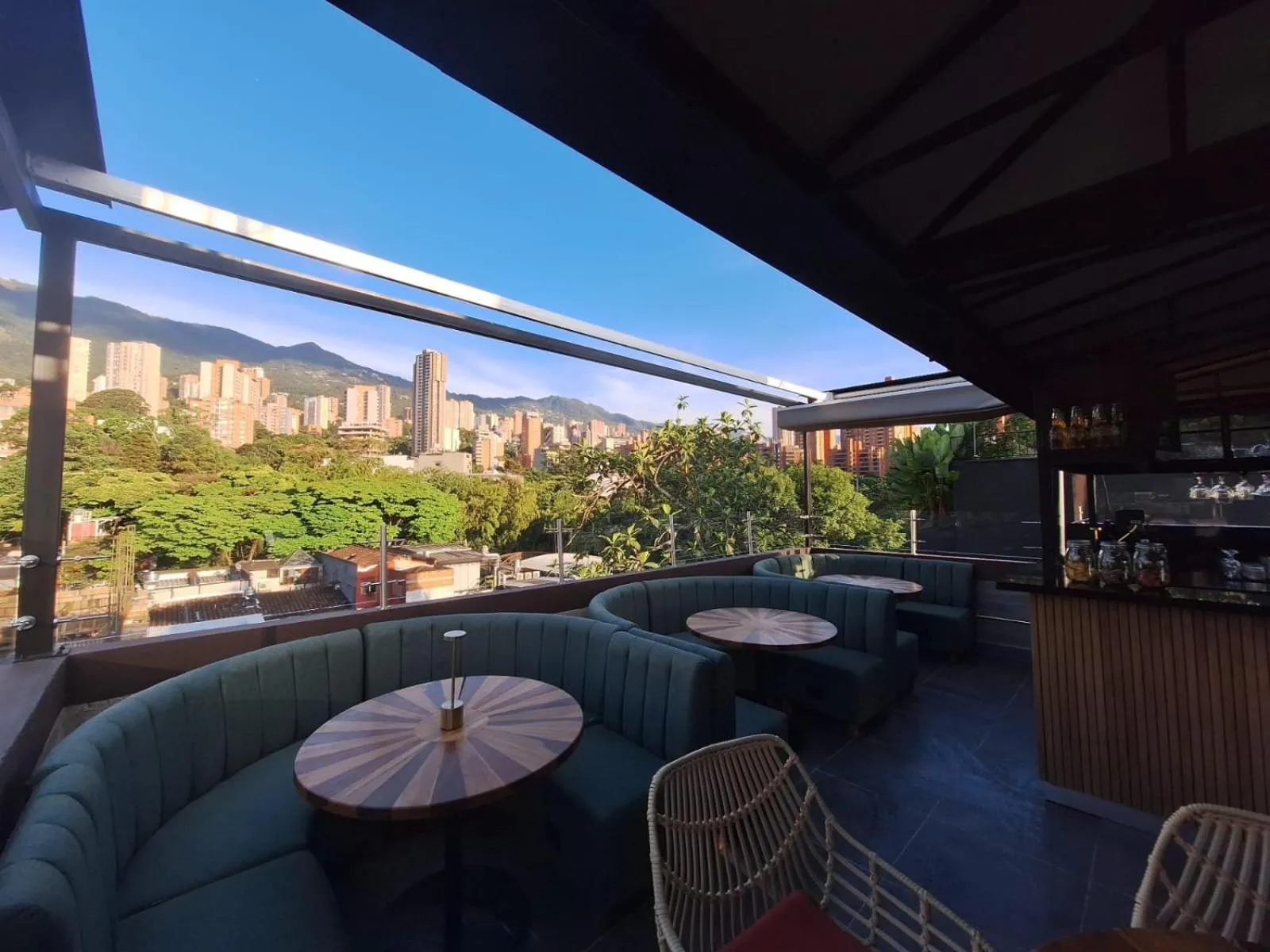 Balcony/Terrace in The O by Seekers Medellín