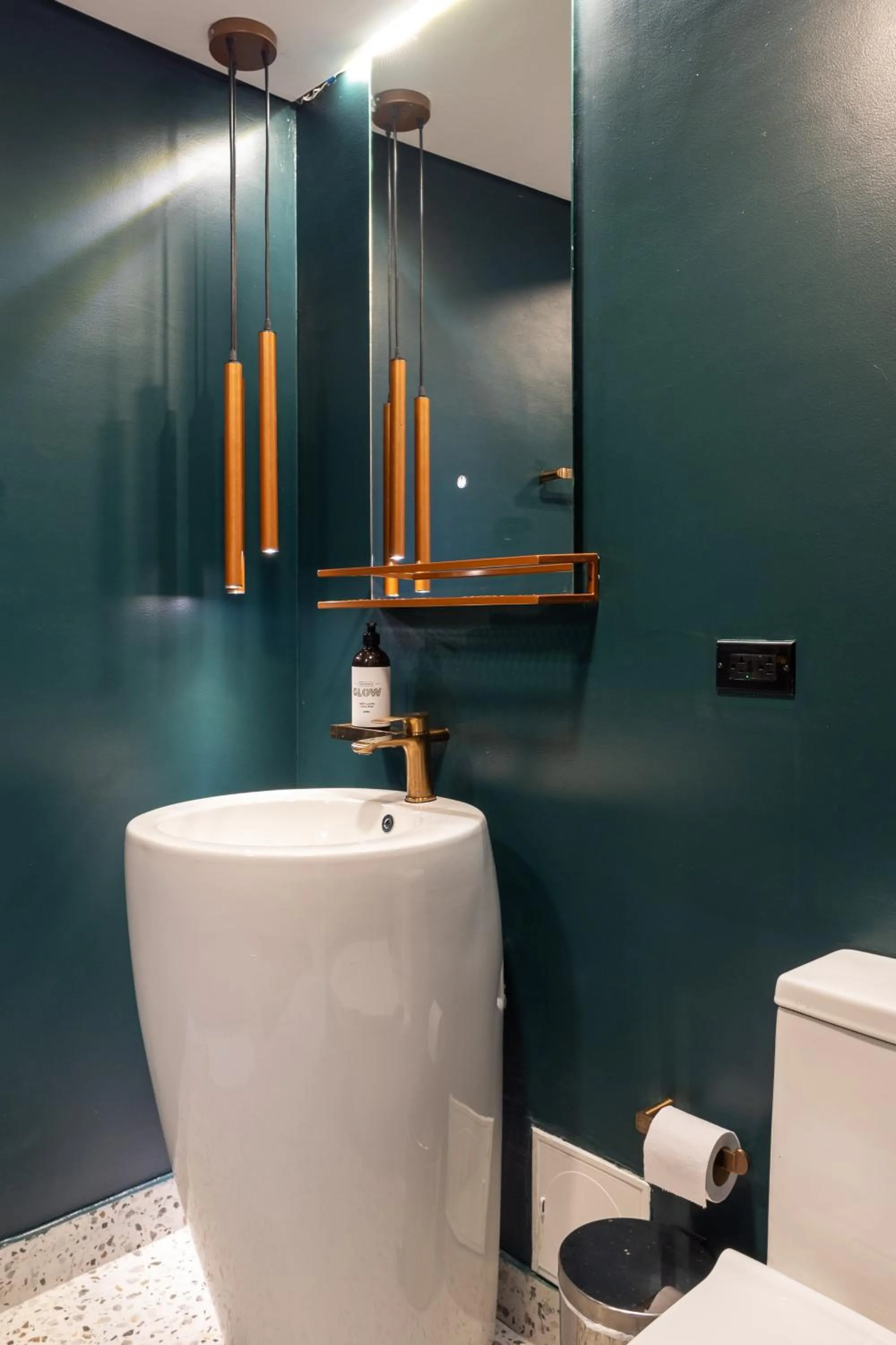 Bathroom in The O by Seekers Medellín