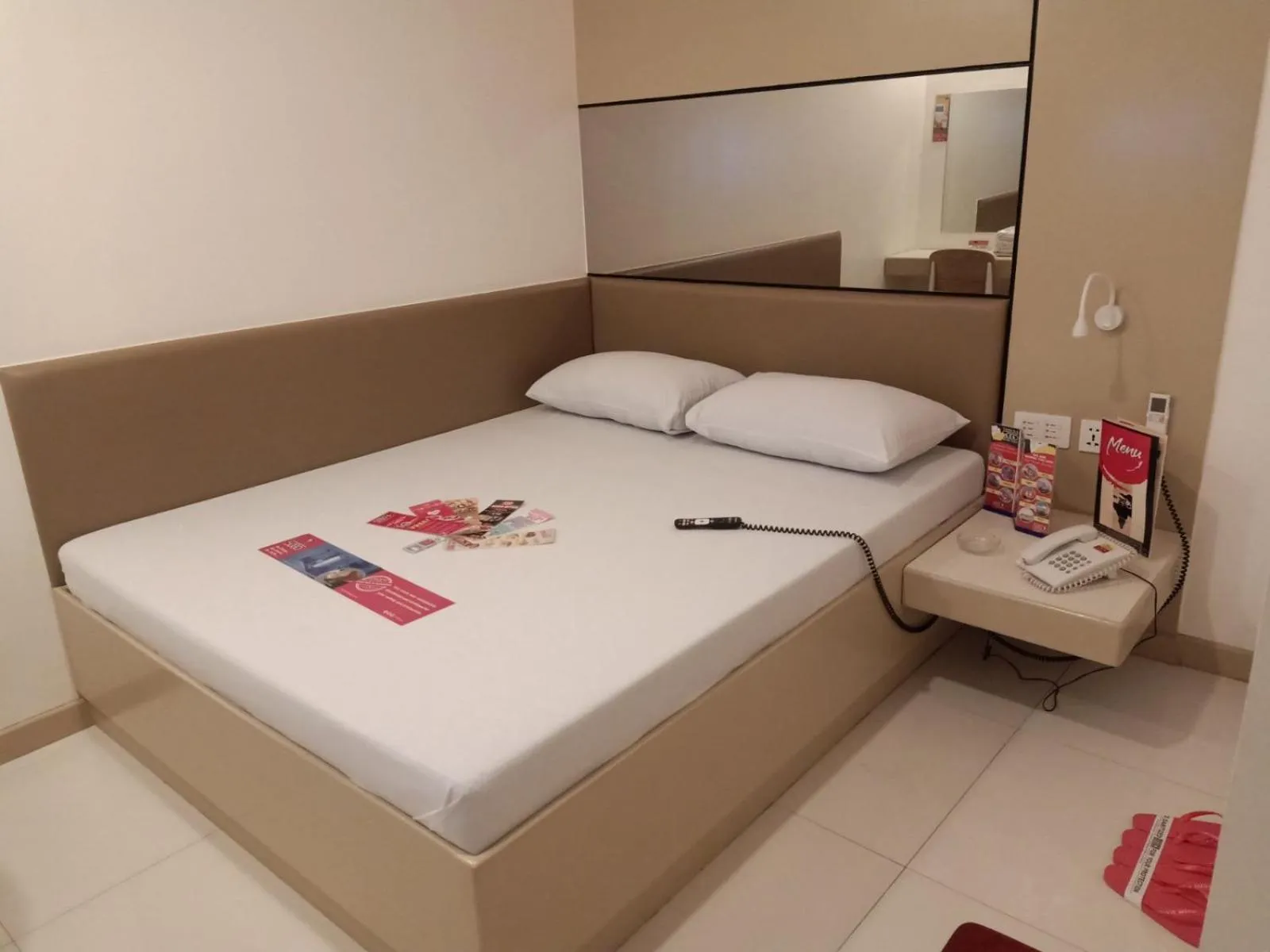 Bed in Hotel Sogo General Trias