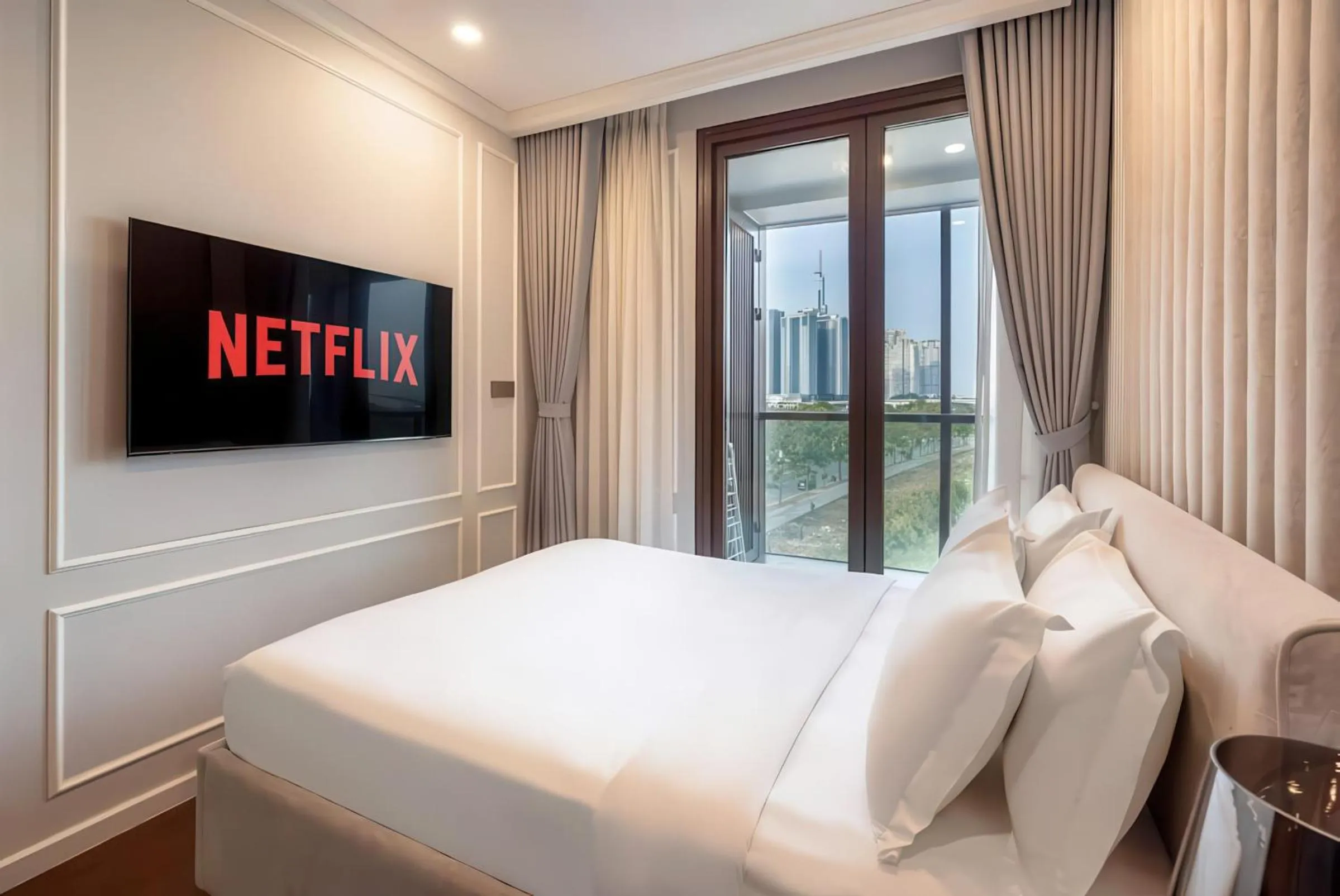 Bed in The Galleria Thủ Thiêm - Panorama Sky View