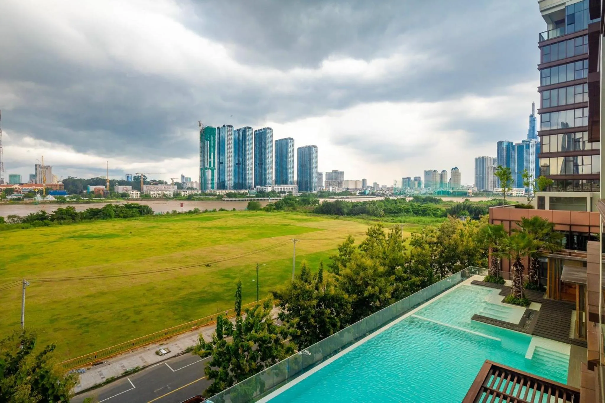 Property building in The Galleria Thủ Thiêm - Panorama Sky View