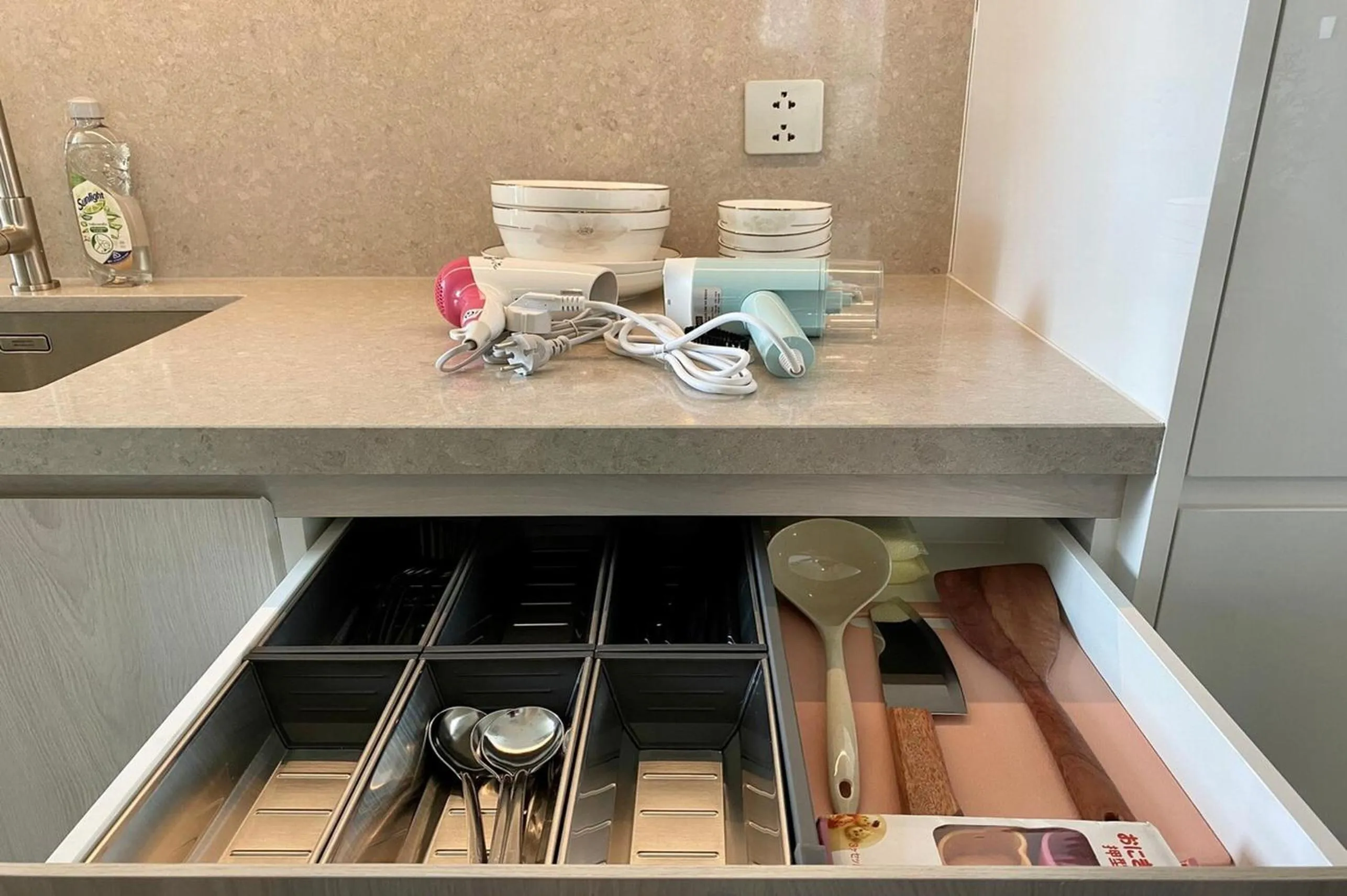 Kitchen or kitchenette in The Galleria Thủ Thiêm - Panorama Sky View