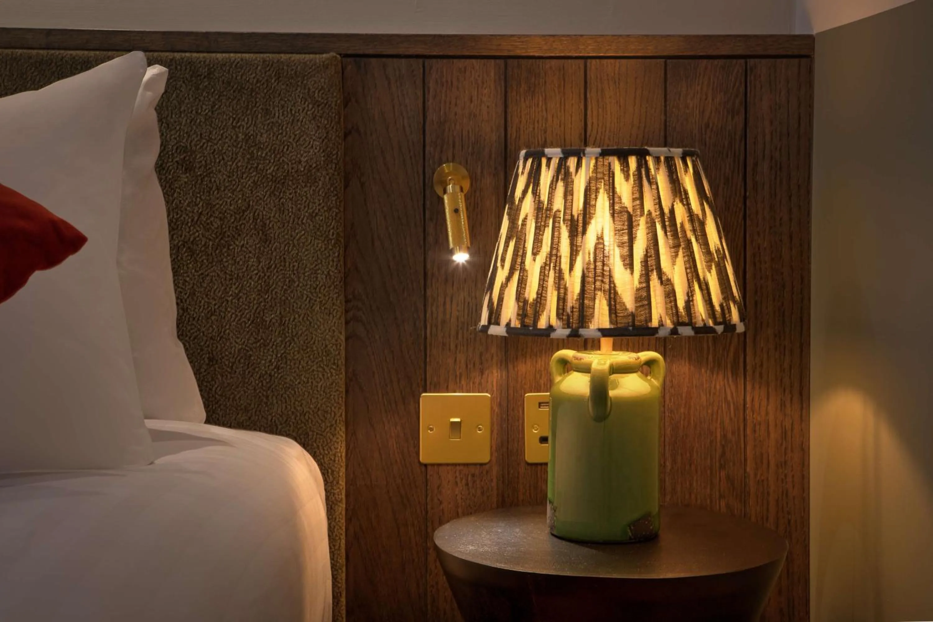 Bed in The Samuel Ryder Hotel St Albans, Tapestry Collection Hilton