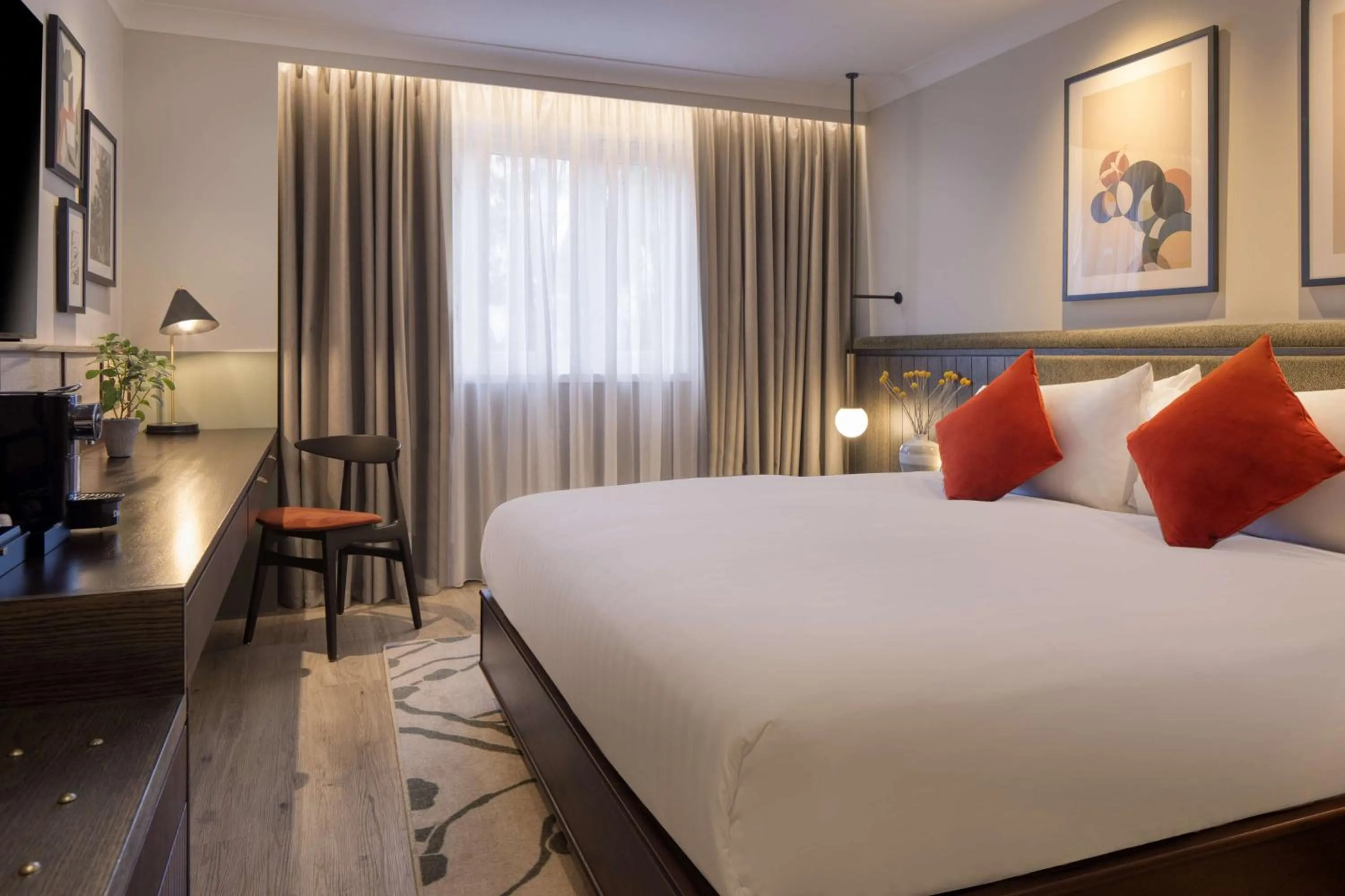 Bed in The Samuel Ryder Hotel St Albans, Tapestry Collection Hilton