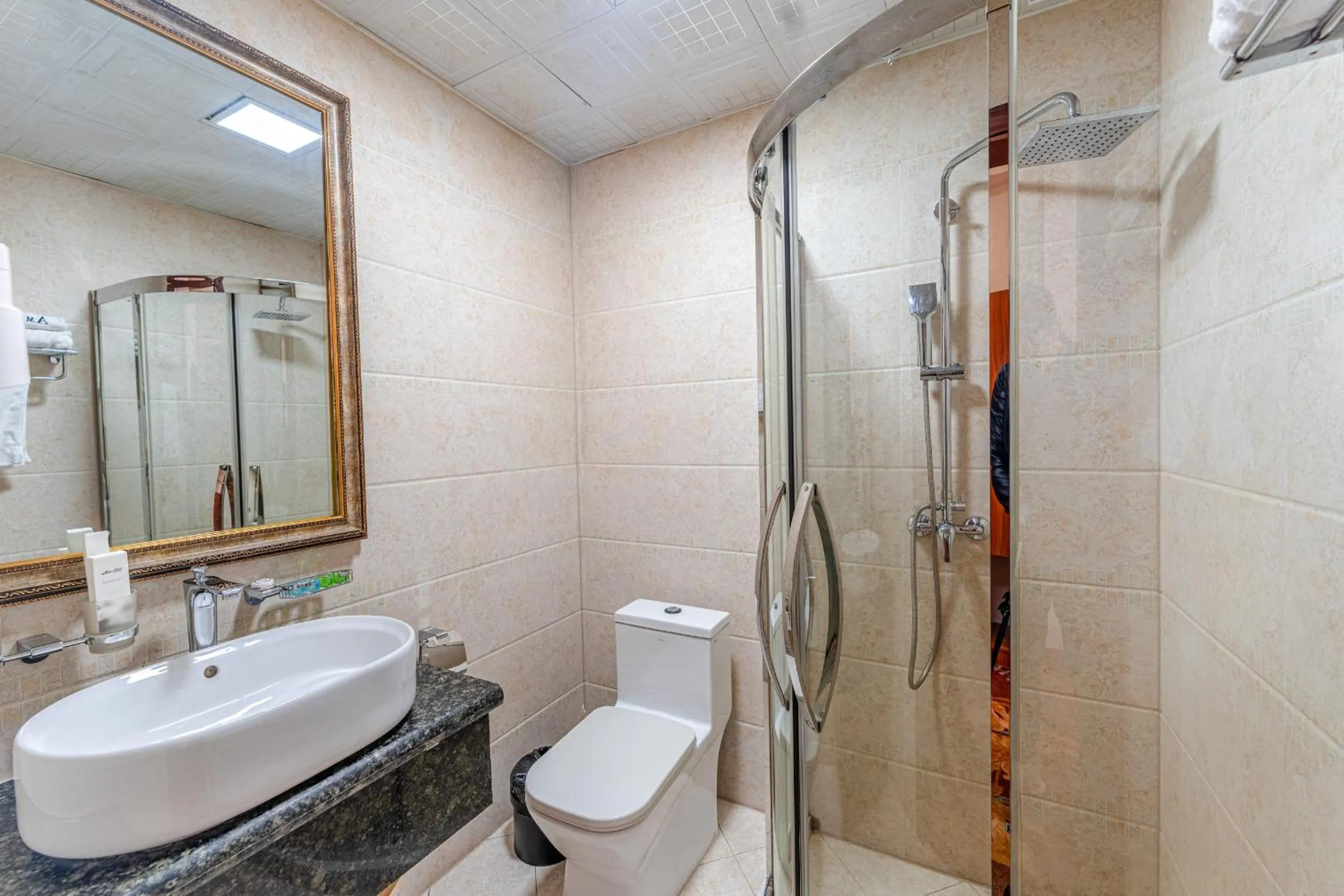 Bathroom in Amar Hotel Ulaanbaatar live