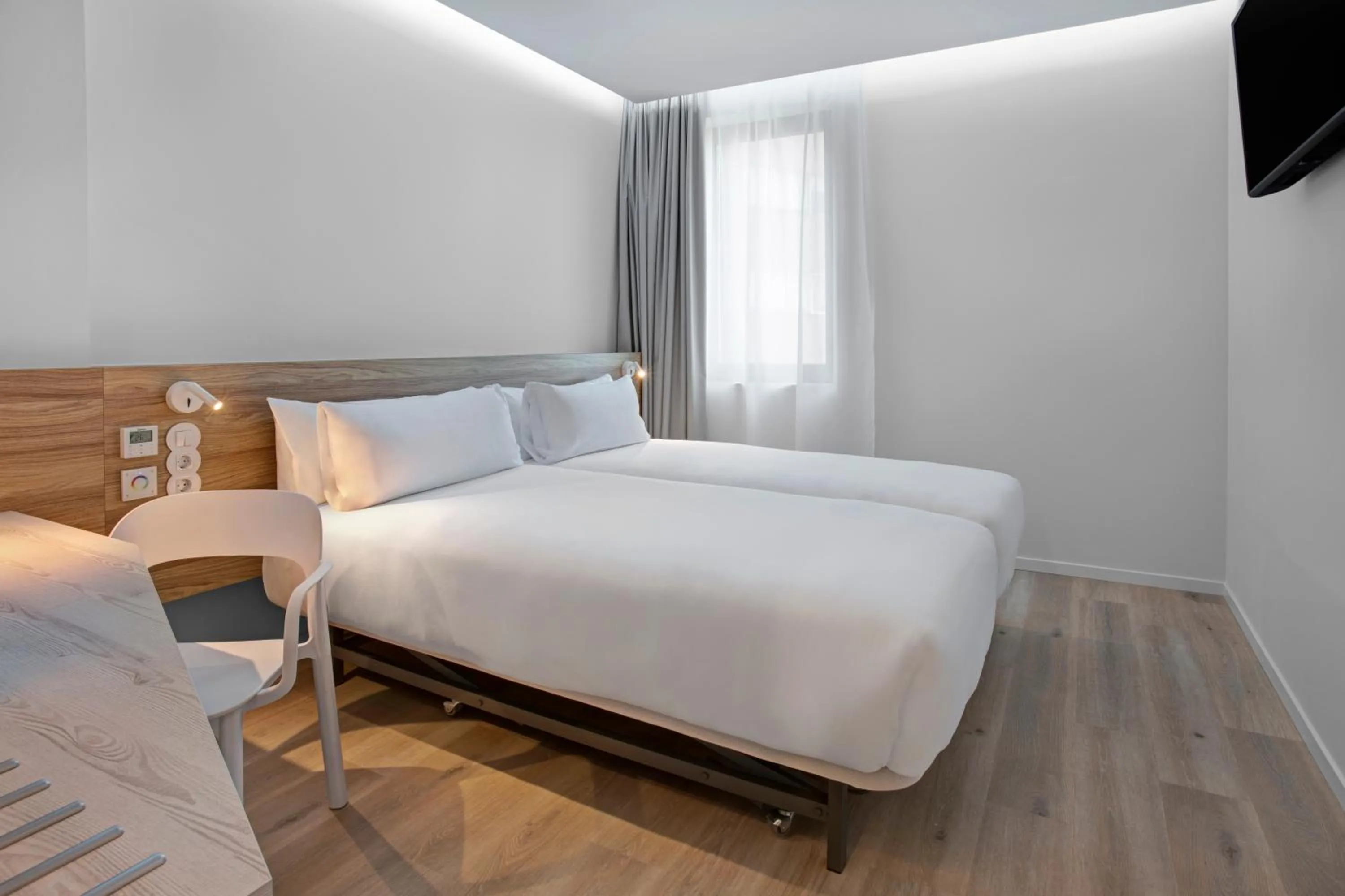 Bed in B&B HOTEL Porto Gaia