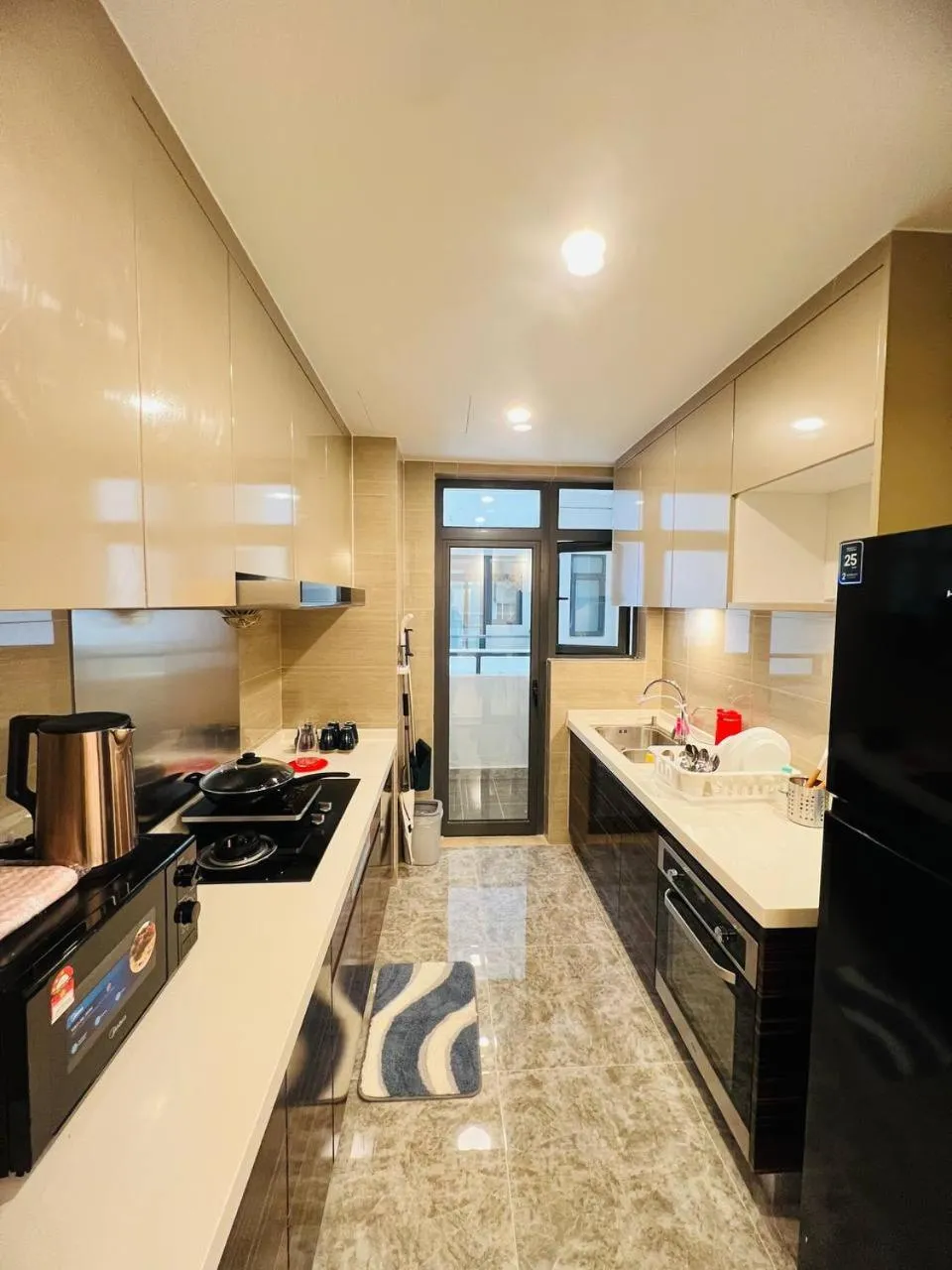 R&F Seine Region by ANJU