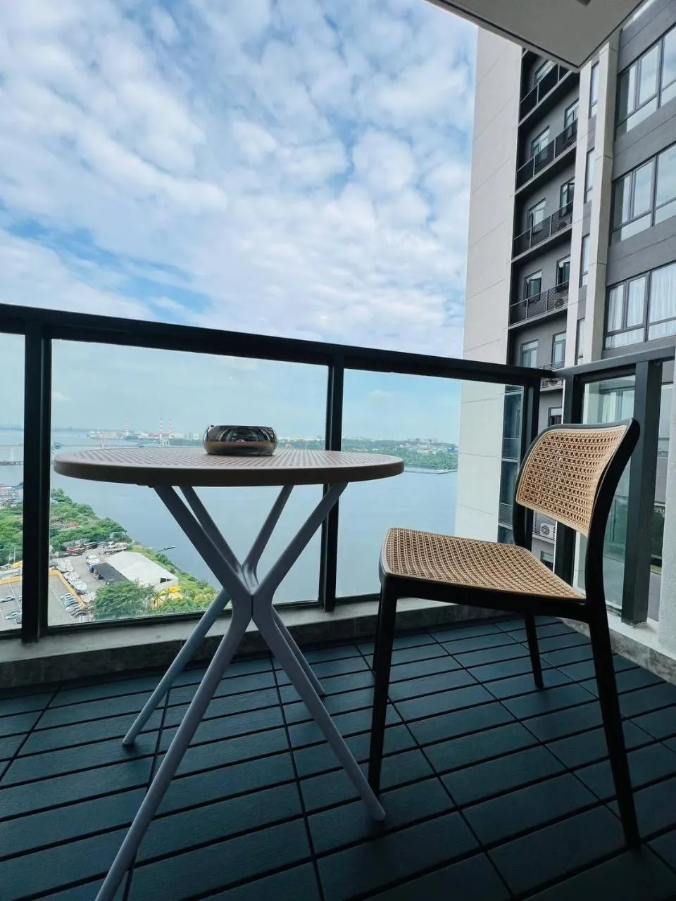 R&F Seine Region by ANJU