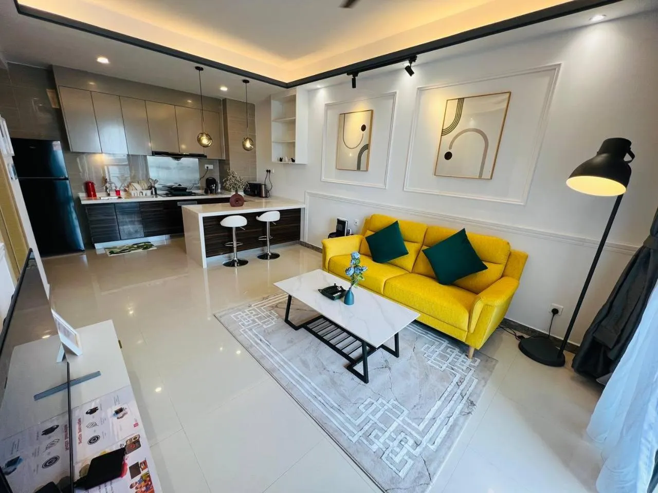 R&F Seine Region by ANJU