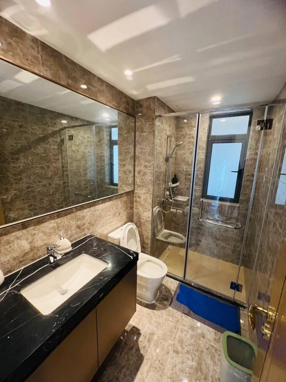 R&F Seine Region by ANJU