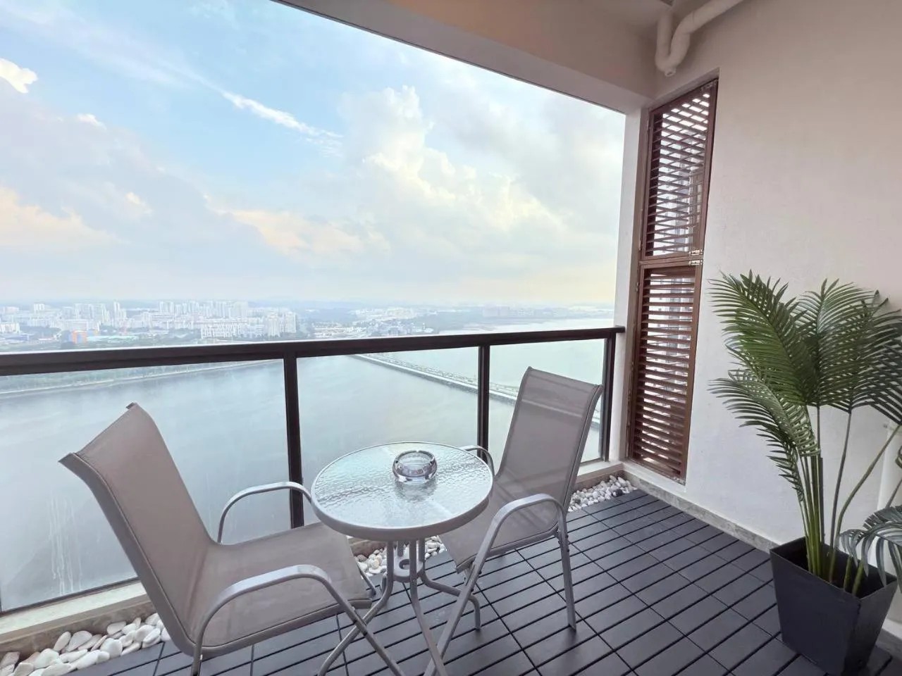 R&F Seine Region by ANJU