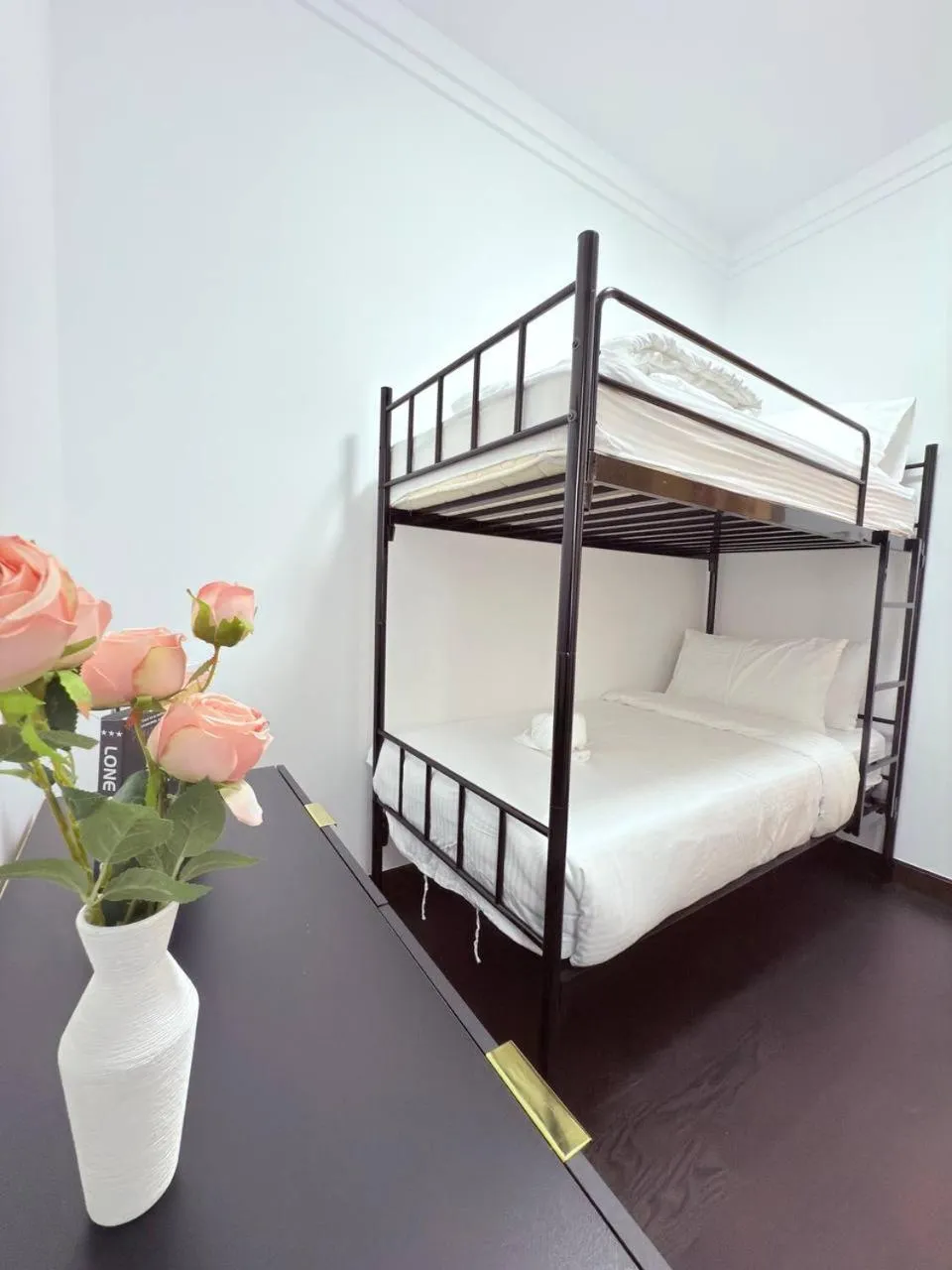 Bed in R&F Seine Region by ANJU