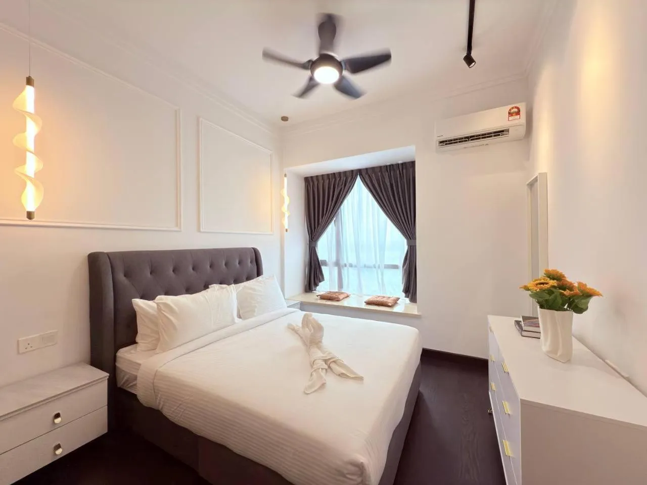 Bed in R&F Seine Region by ANJU