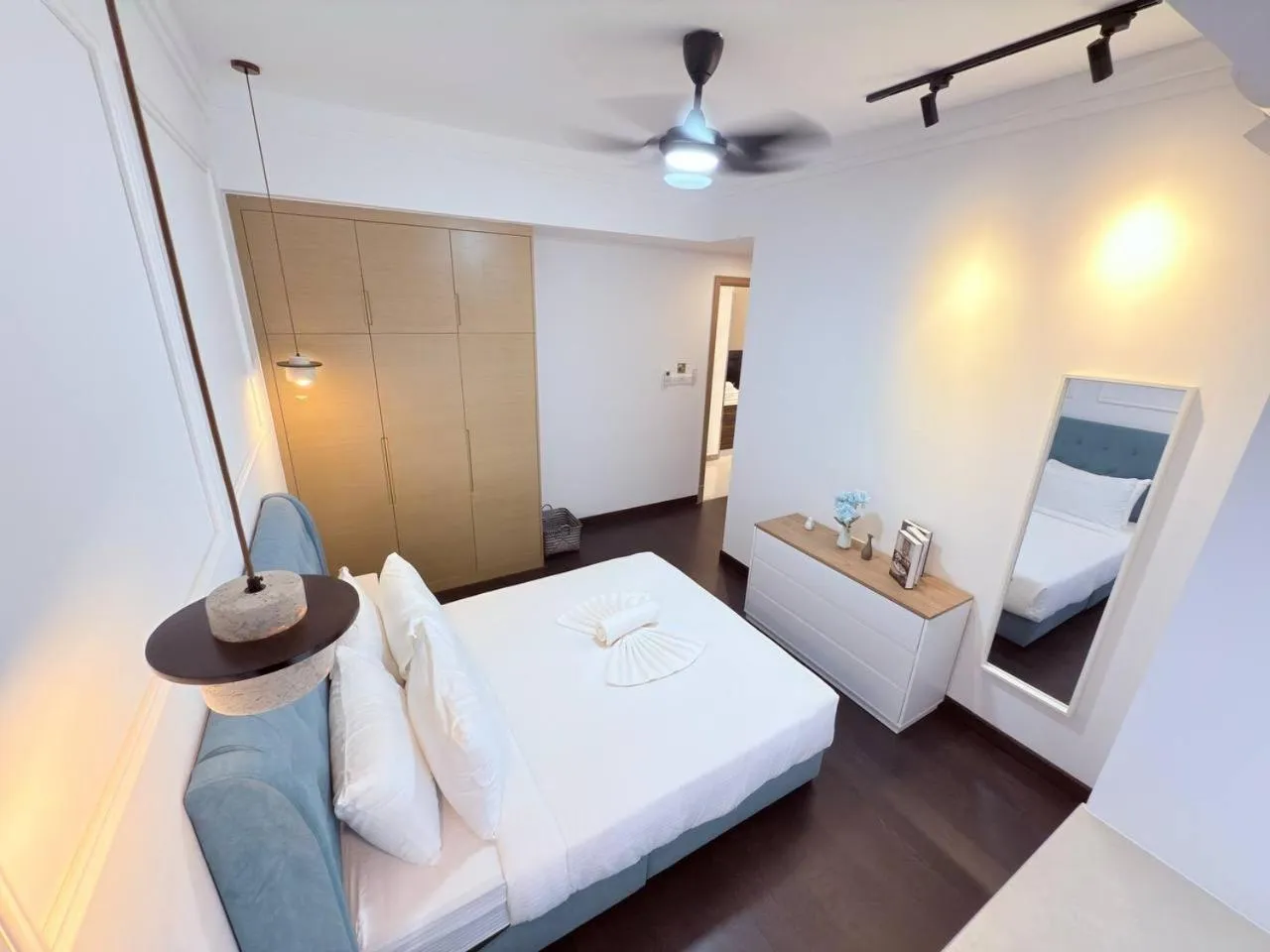 Bed in R&F Seine Region by ANJU