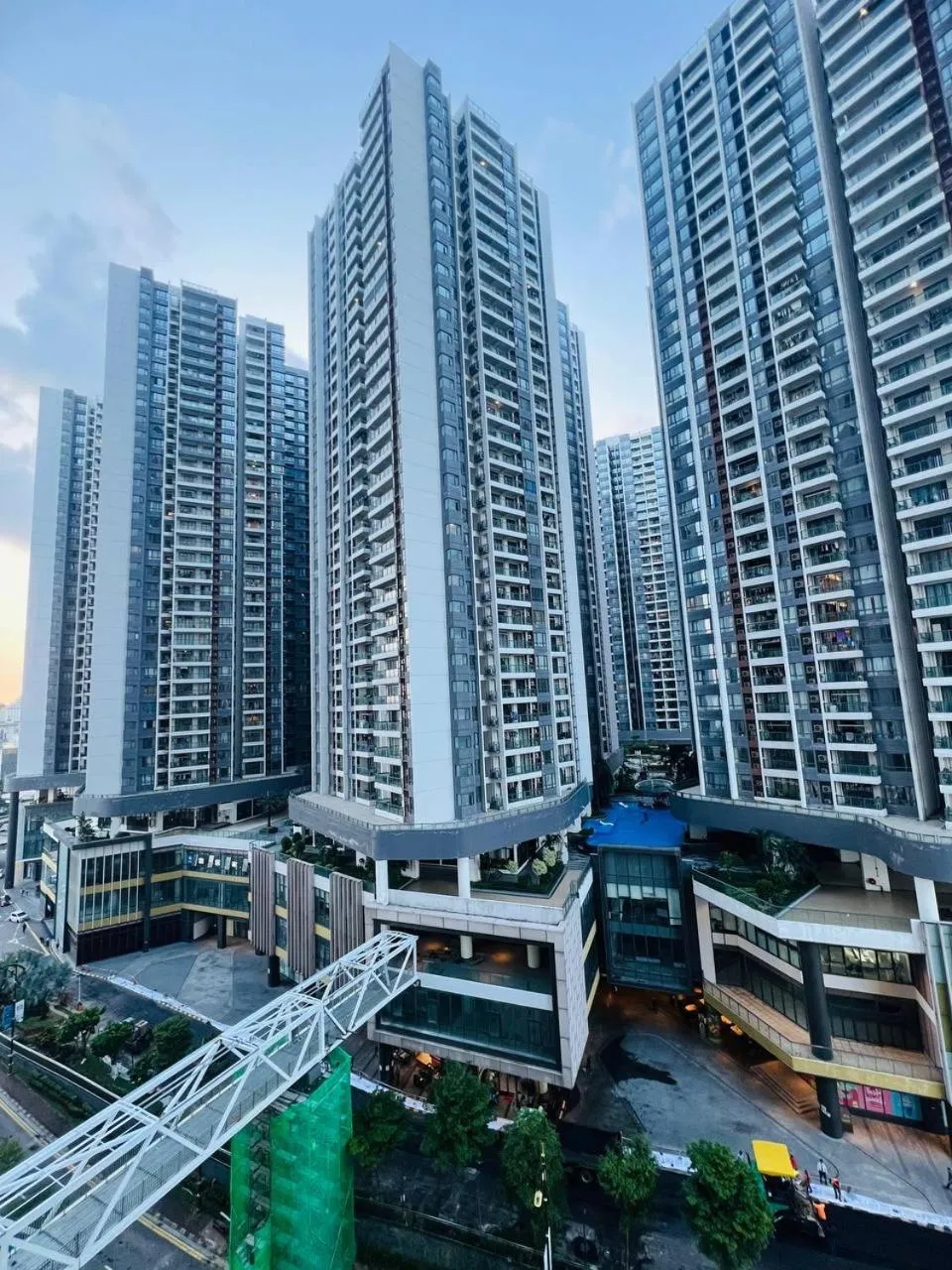 R&F Seine Region by ANJU