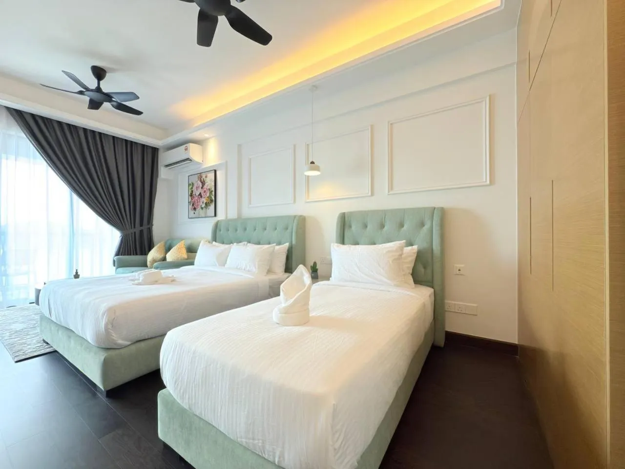 Bed in R&F Seine Region by ANJU