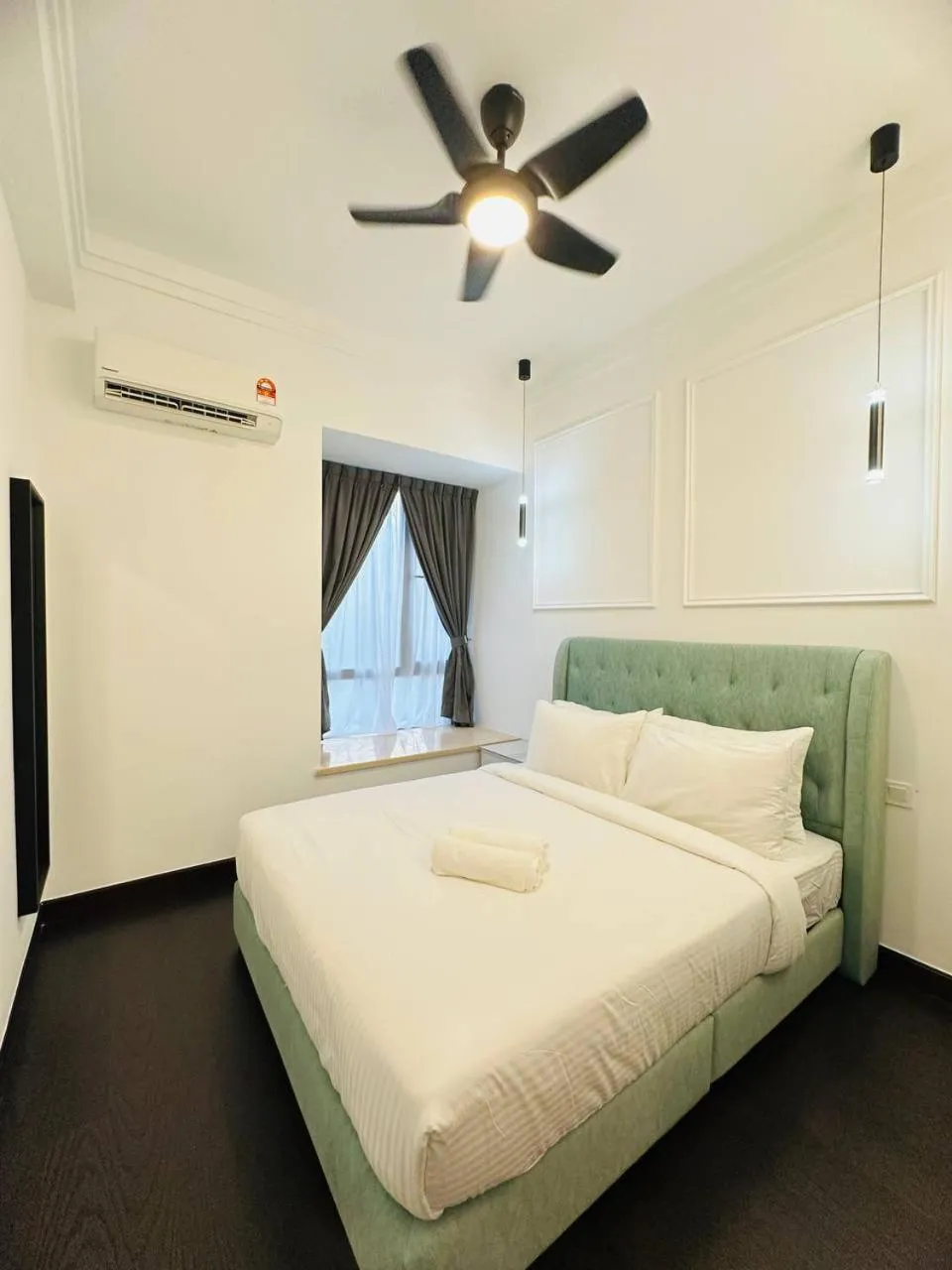 Bed in R&F Seine Region by ANJU