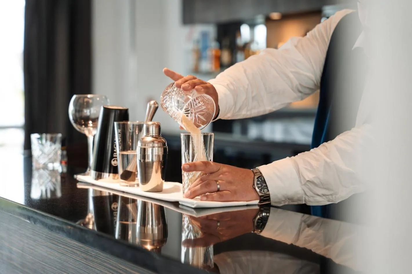 Lounge or bar in Westotel Taverny - Paris Val-d'Oise