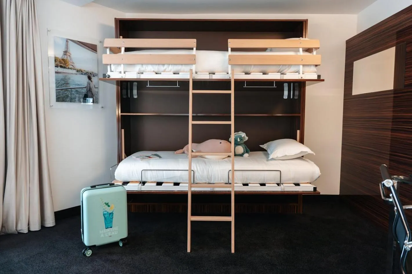 Bed in Westotel Taverny - Paris Val-d'Oise