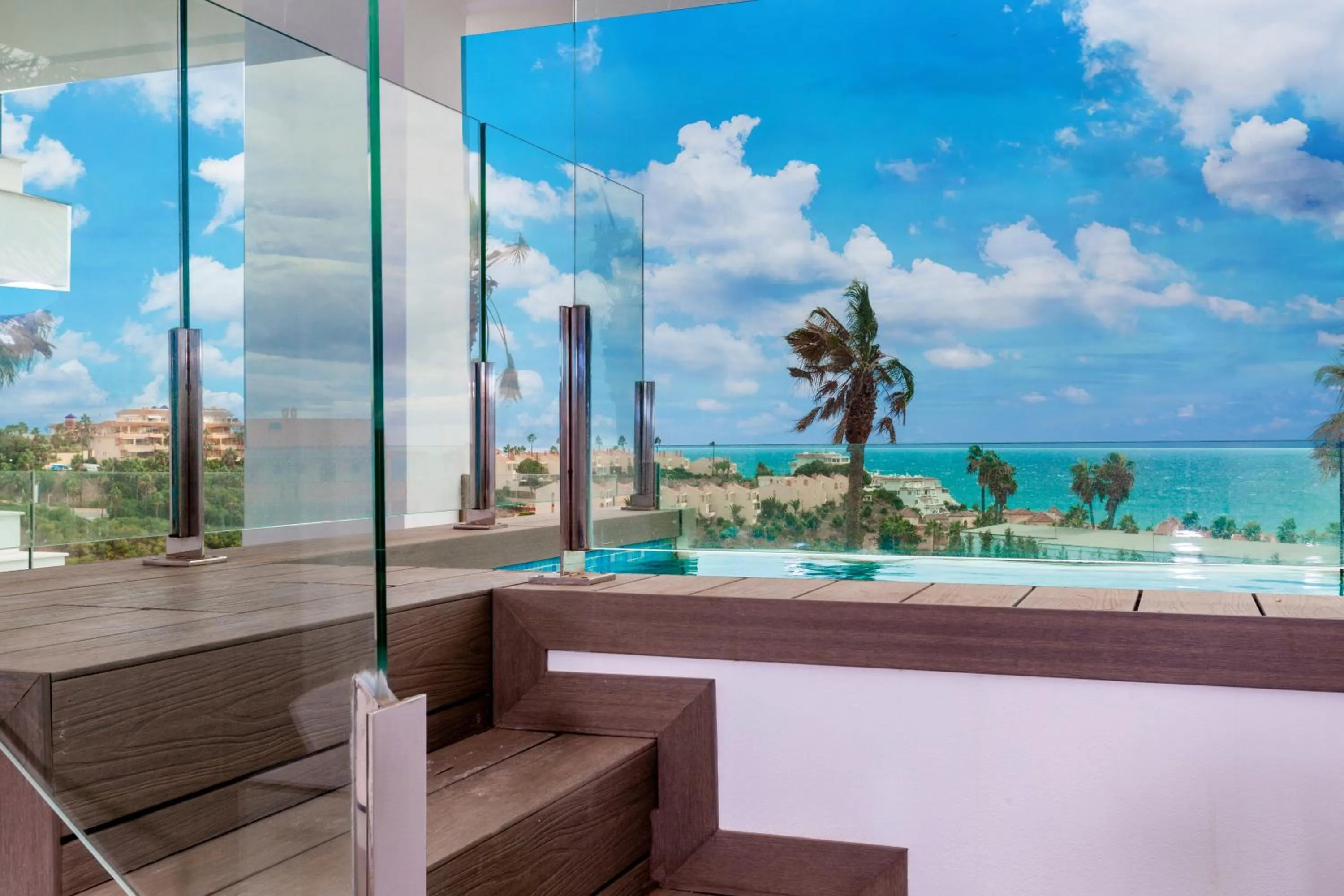 Seaview Residence with private pool