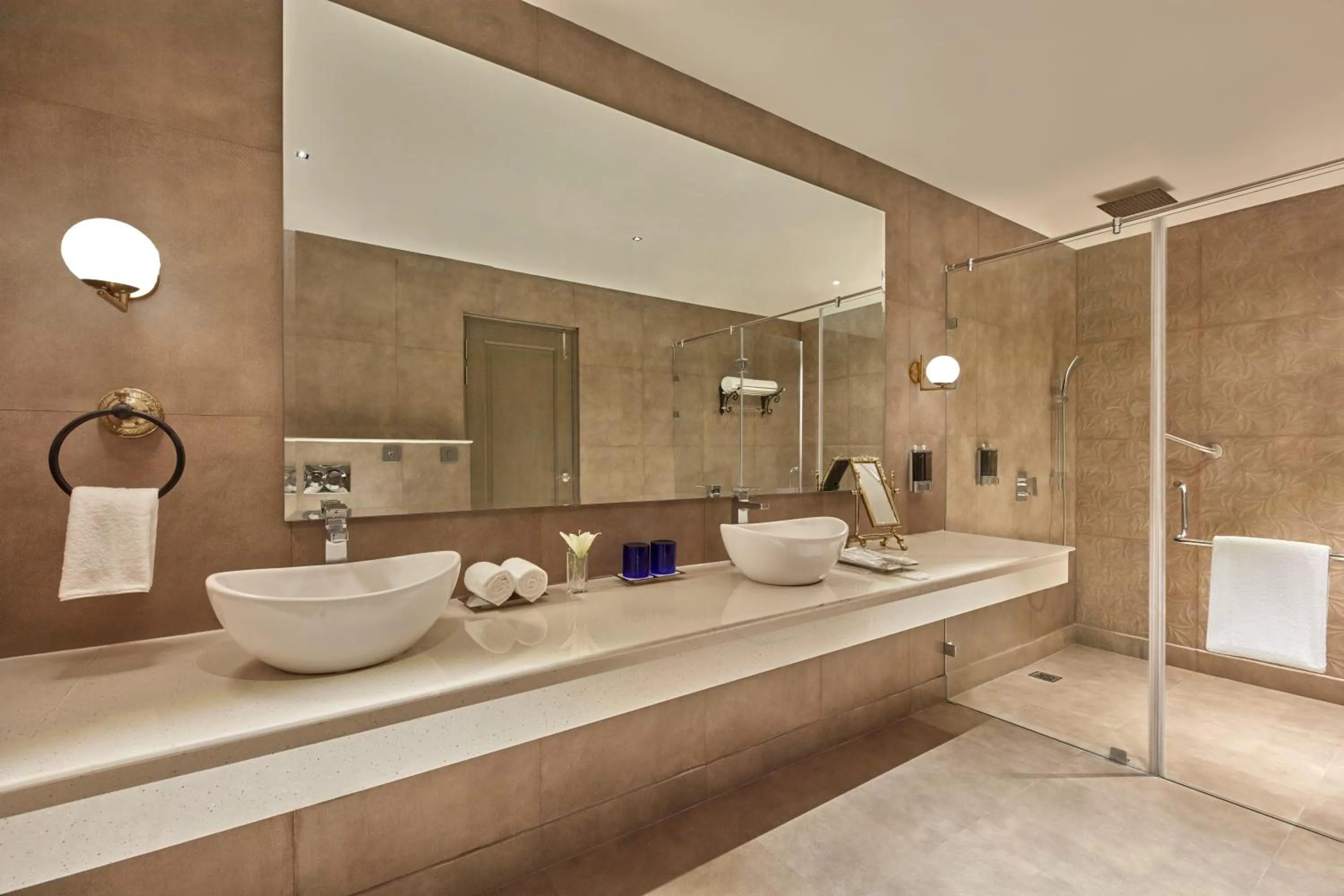 Shower in Fortune Park Palampur - Member ITC Hotels' Group