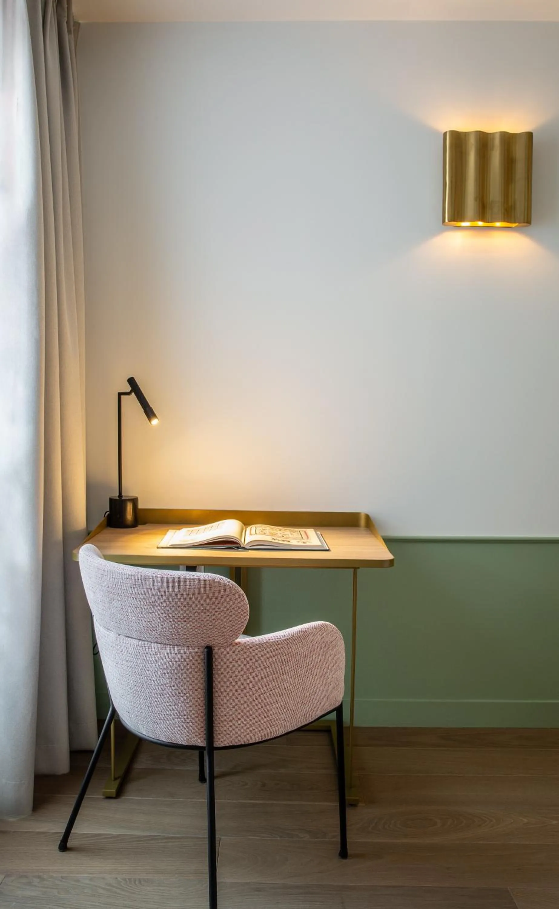 Decorative detail in Hôtel Kyriad Prestige Paris Asnieres