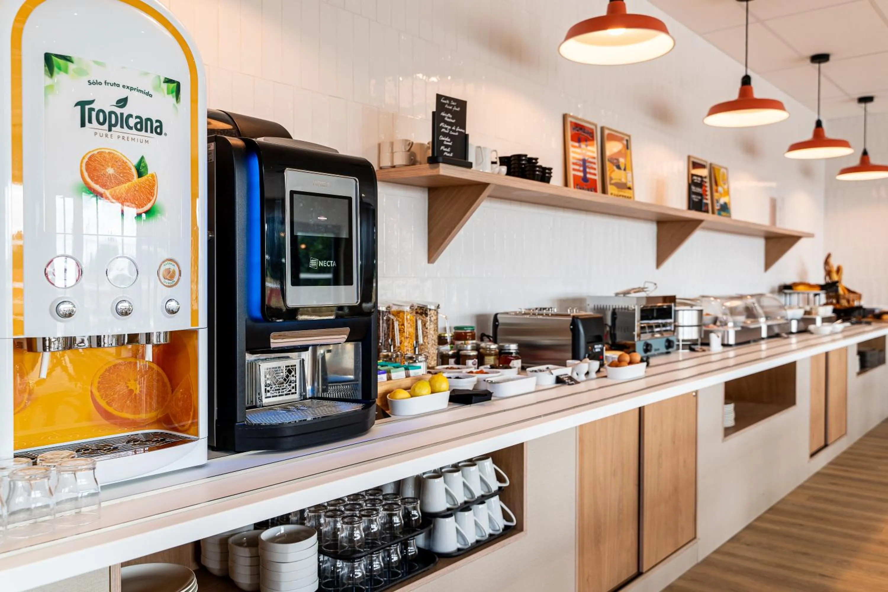 Buffet breakfast in Kyriad Limoges - Ester