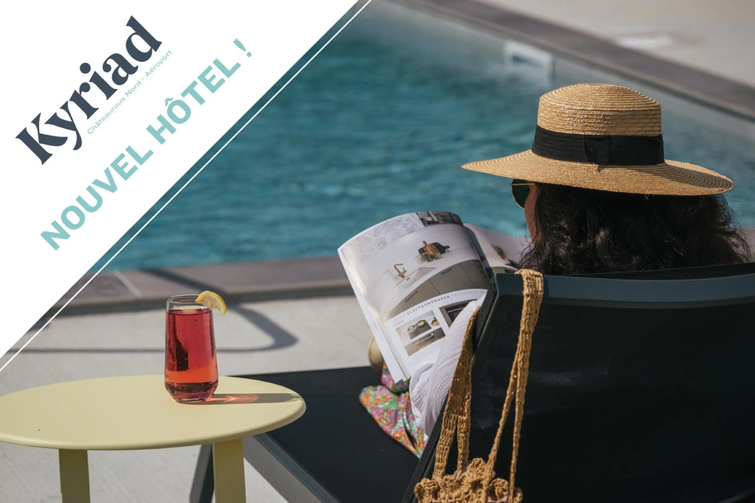 Swimming pool in Kyriad Chateauroux Nord - Aéroport