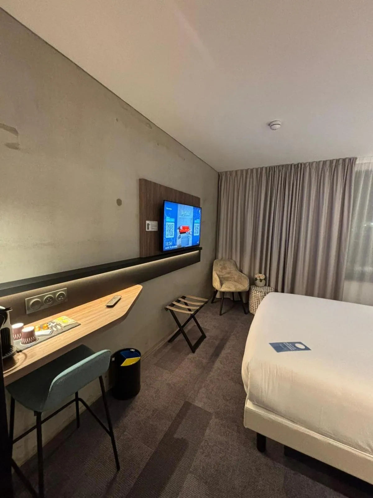 Bedroom, Bed in Kyriad Chateauroux Nord - Aéroport