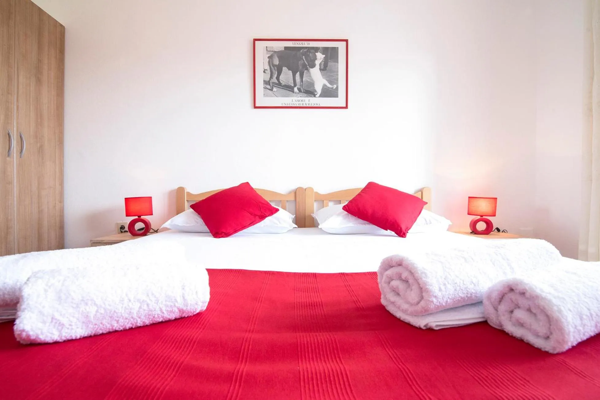 Bedroom, Bed in Cozy apartment ISKRA