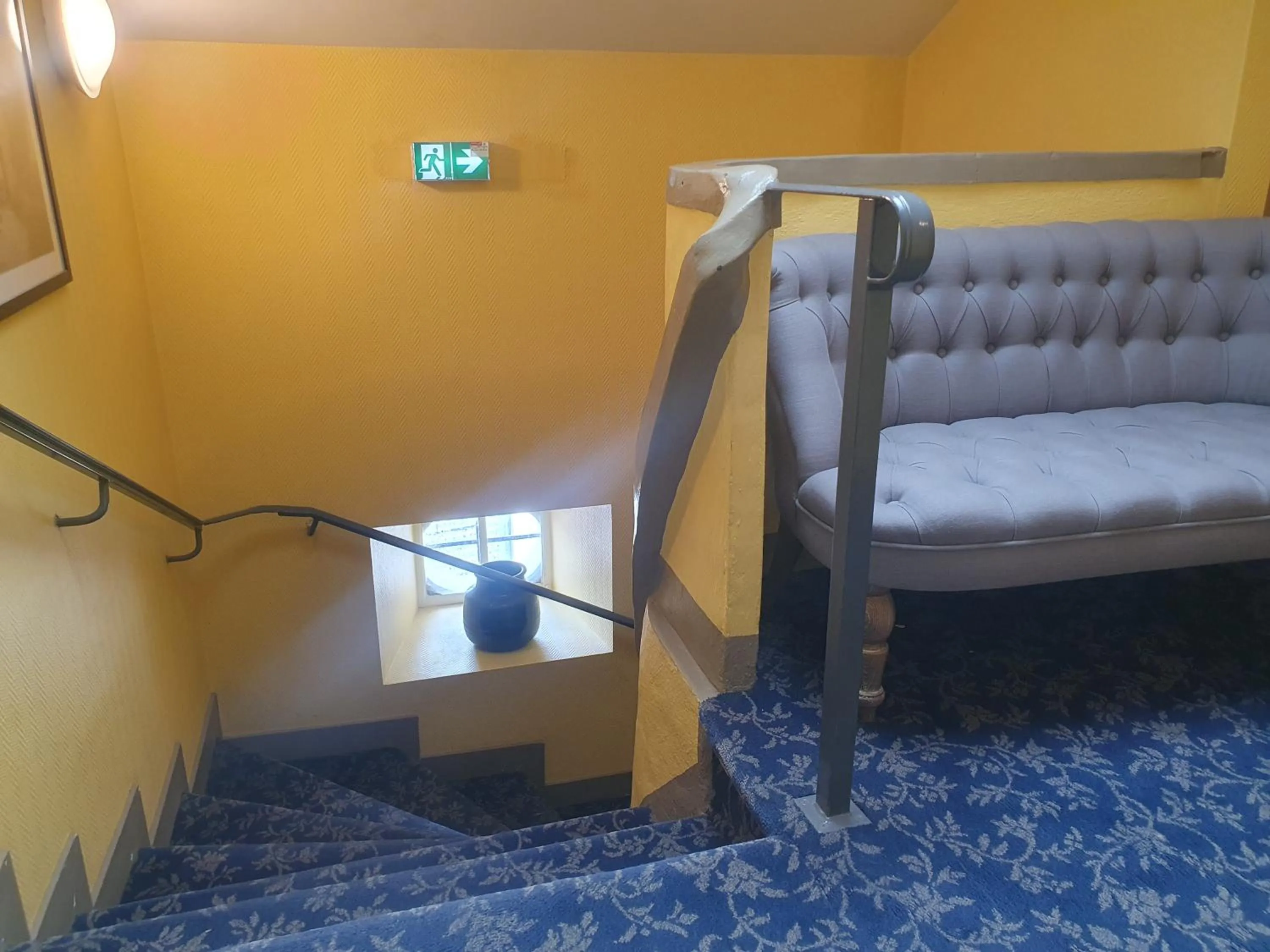 Seating area in Le Fin Chapon