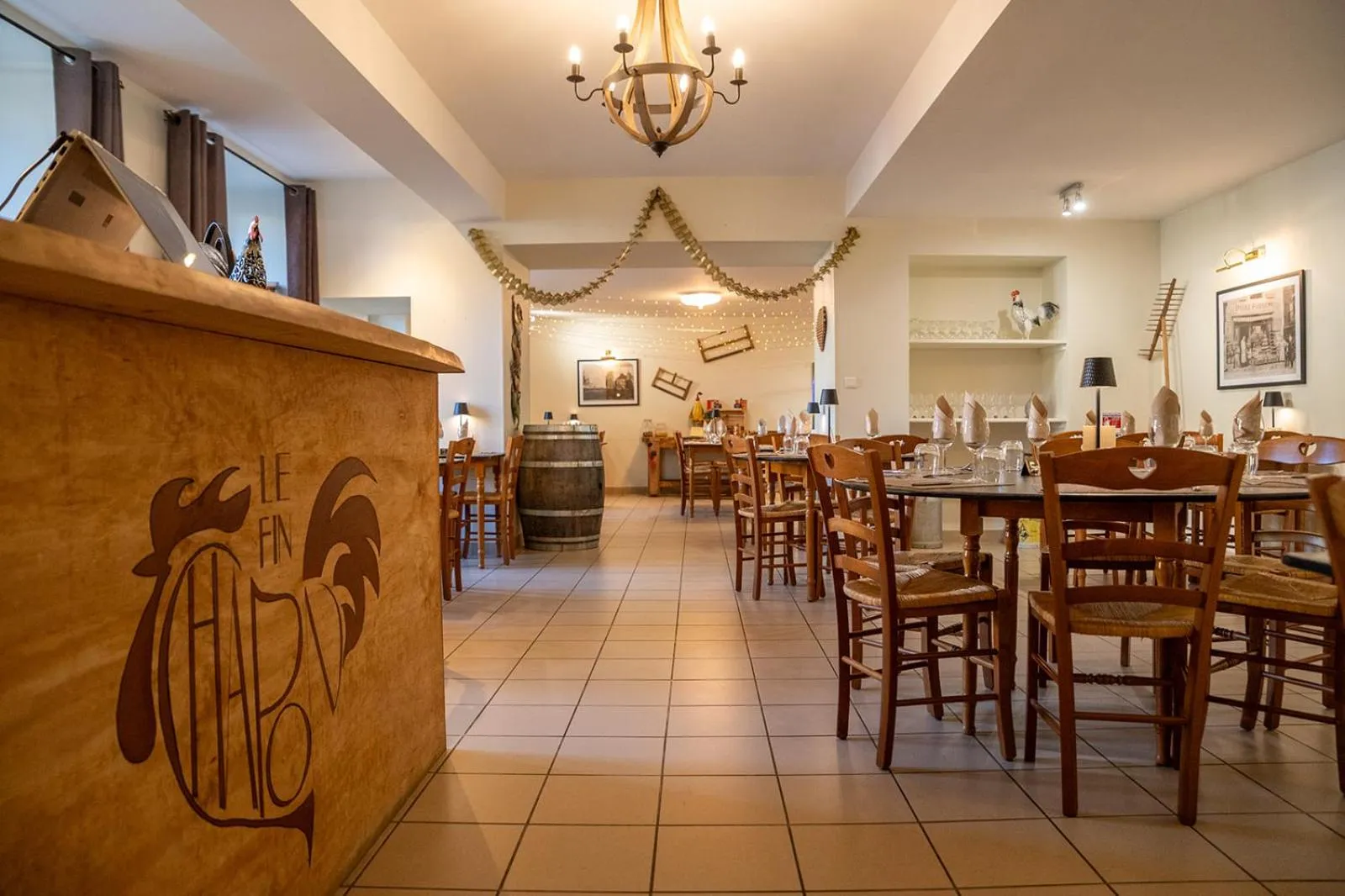 Restaurant/places to eat in Hotel Auberge du Fin Chapon