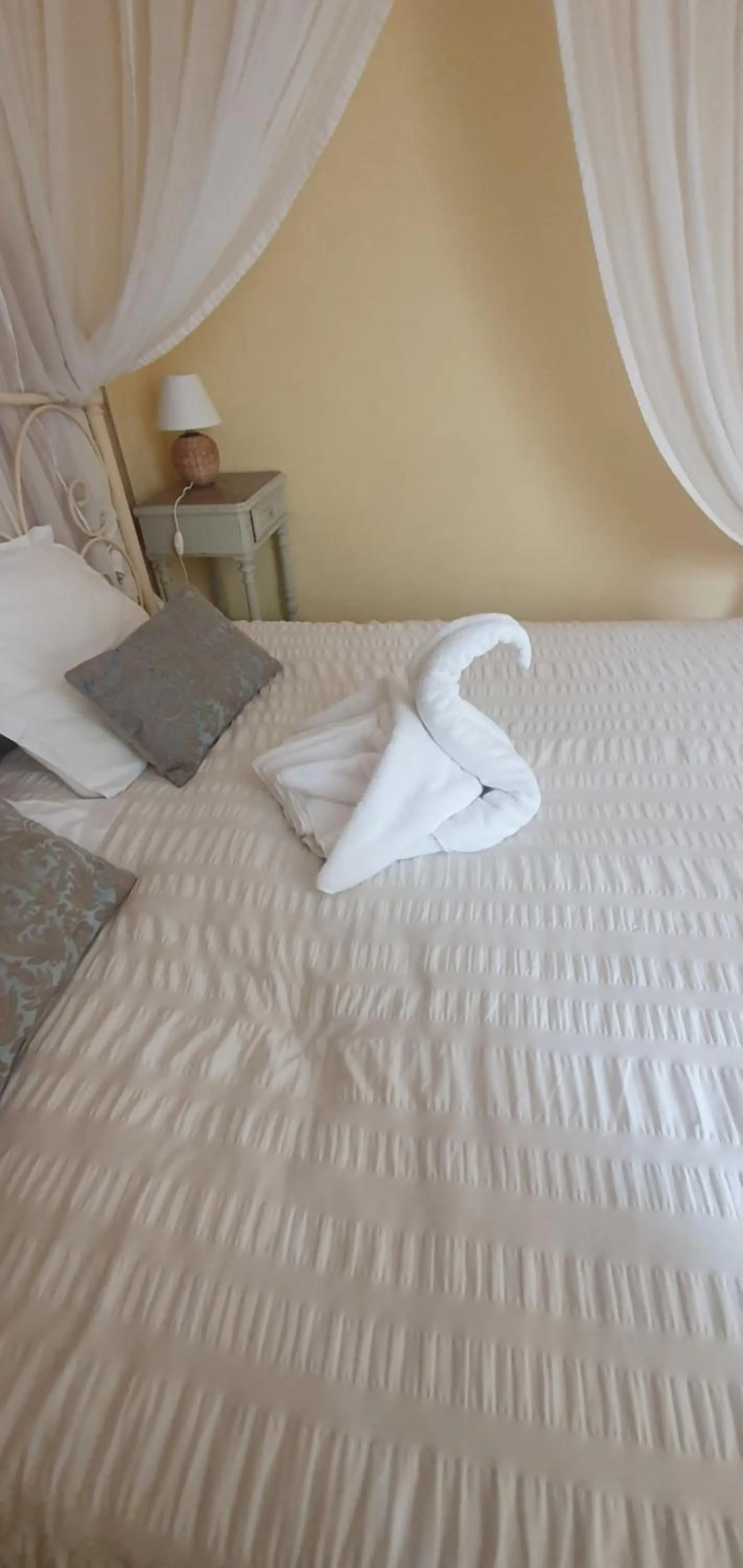 Bed in Le Fin Chapon