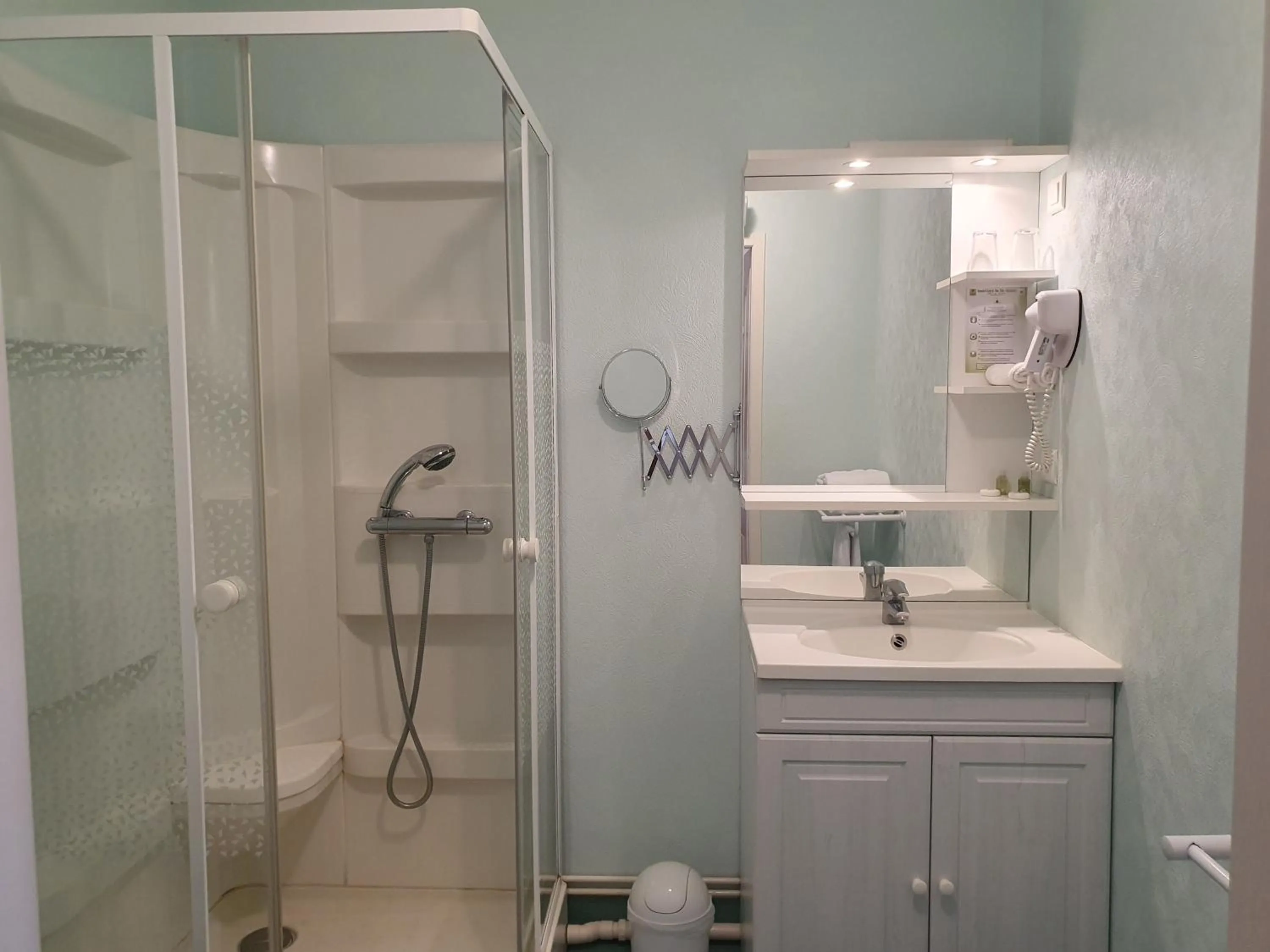 Bathroom in Hotel Auberge du Fin Chapon