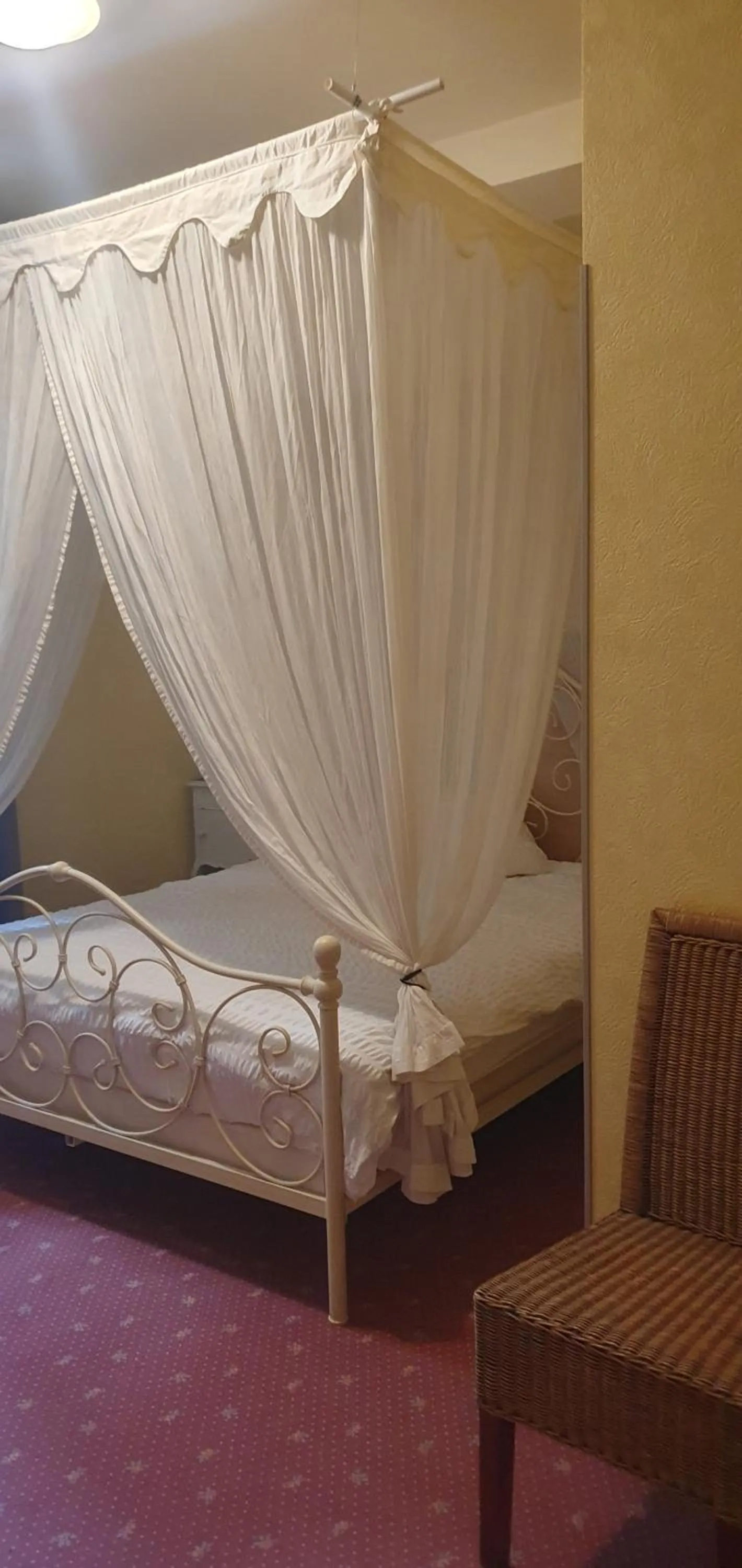 Bed in Le Fin Chapon