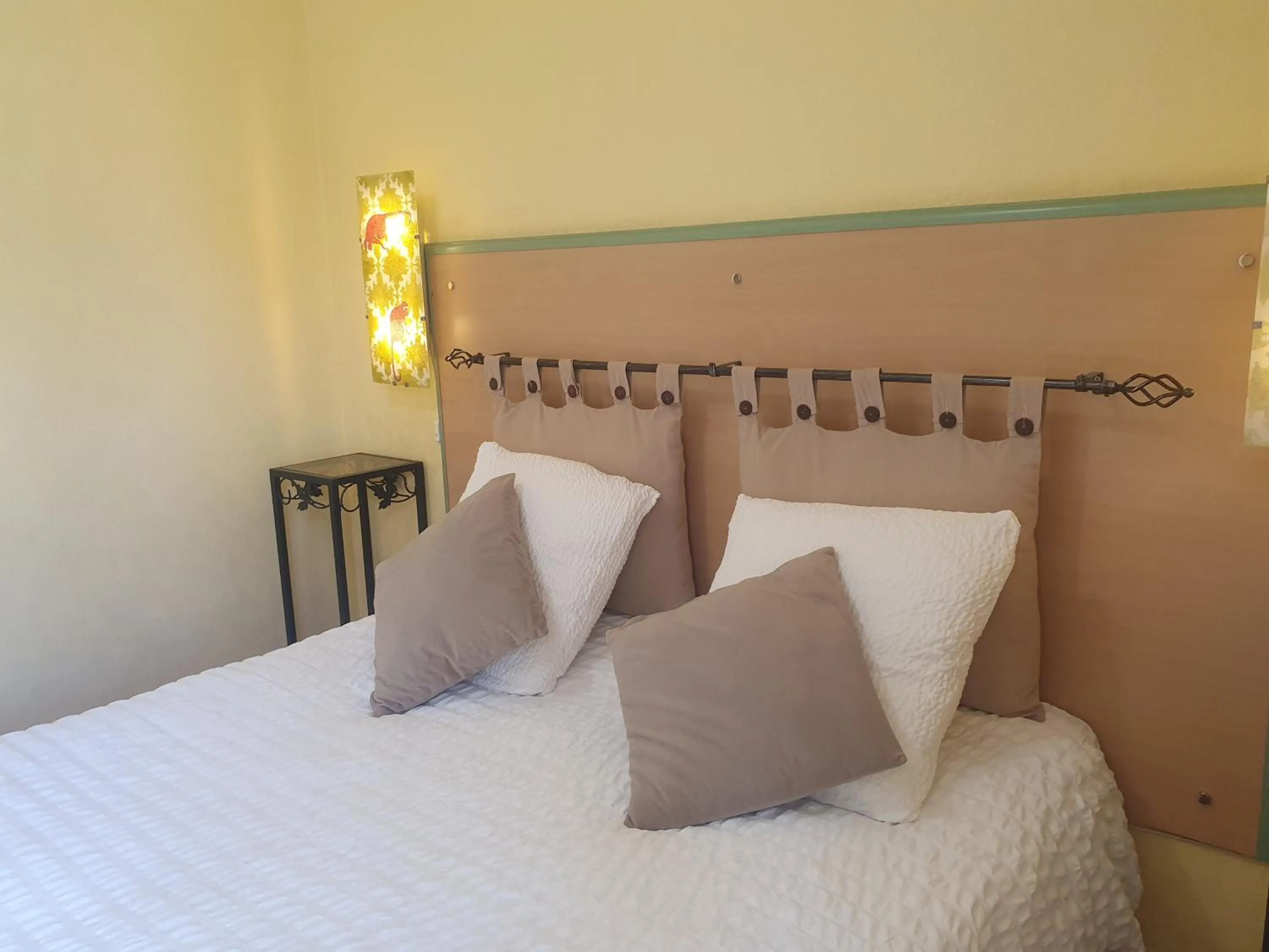 Bed in Le Fin Chapon