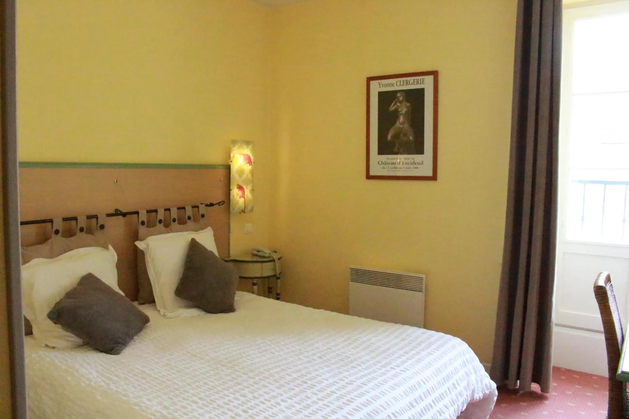 Bed in Le Fin Chapon