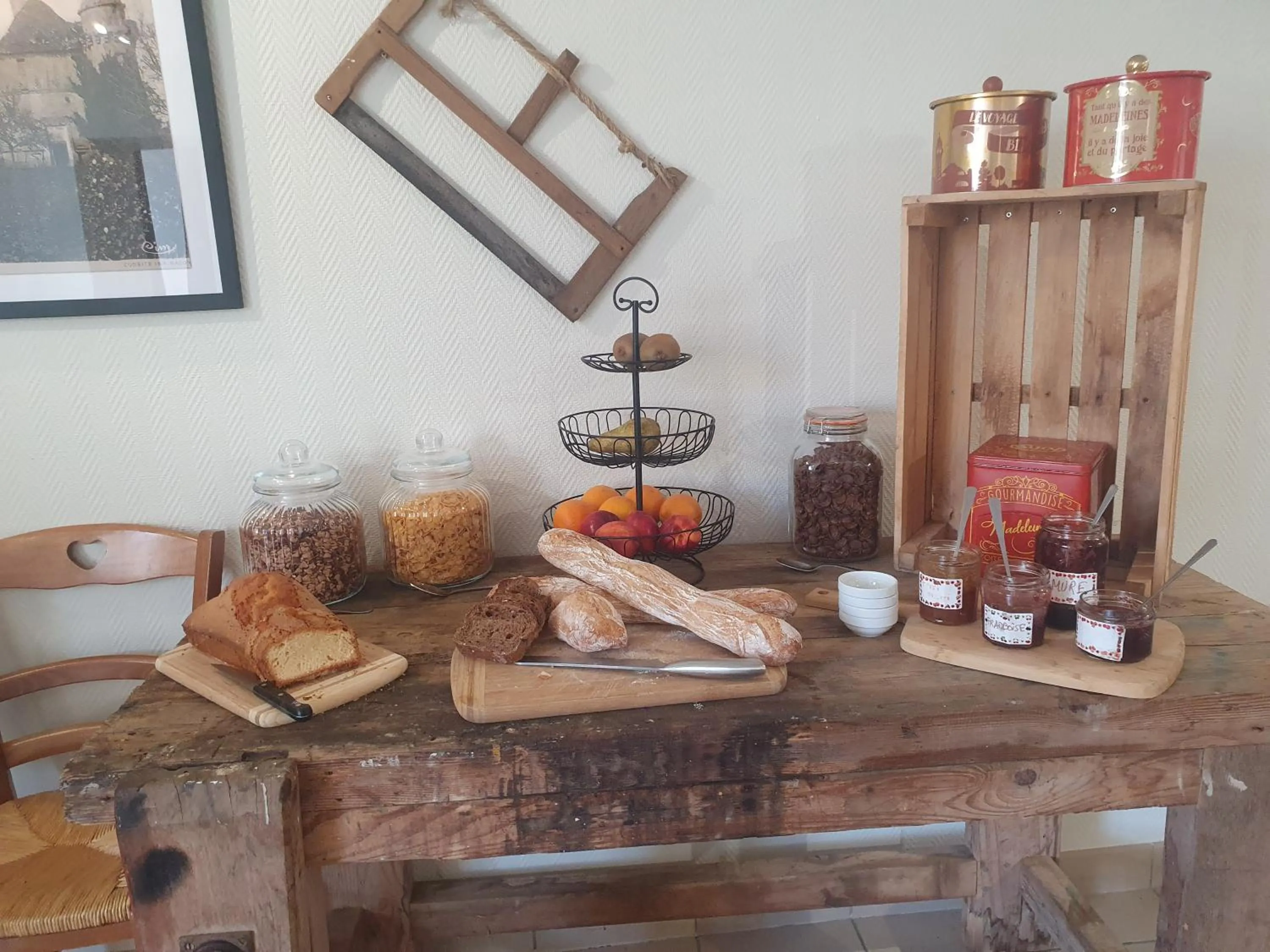 Buffet breakfast in Le Fin Chapon