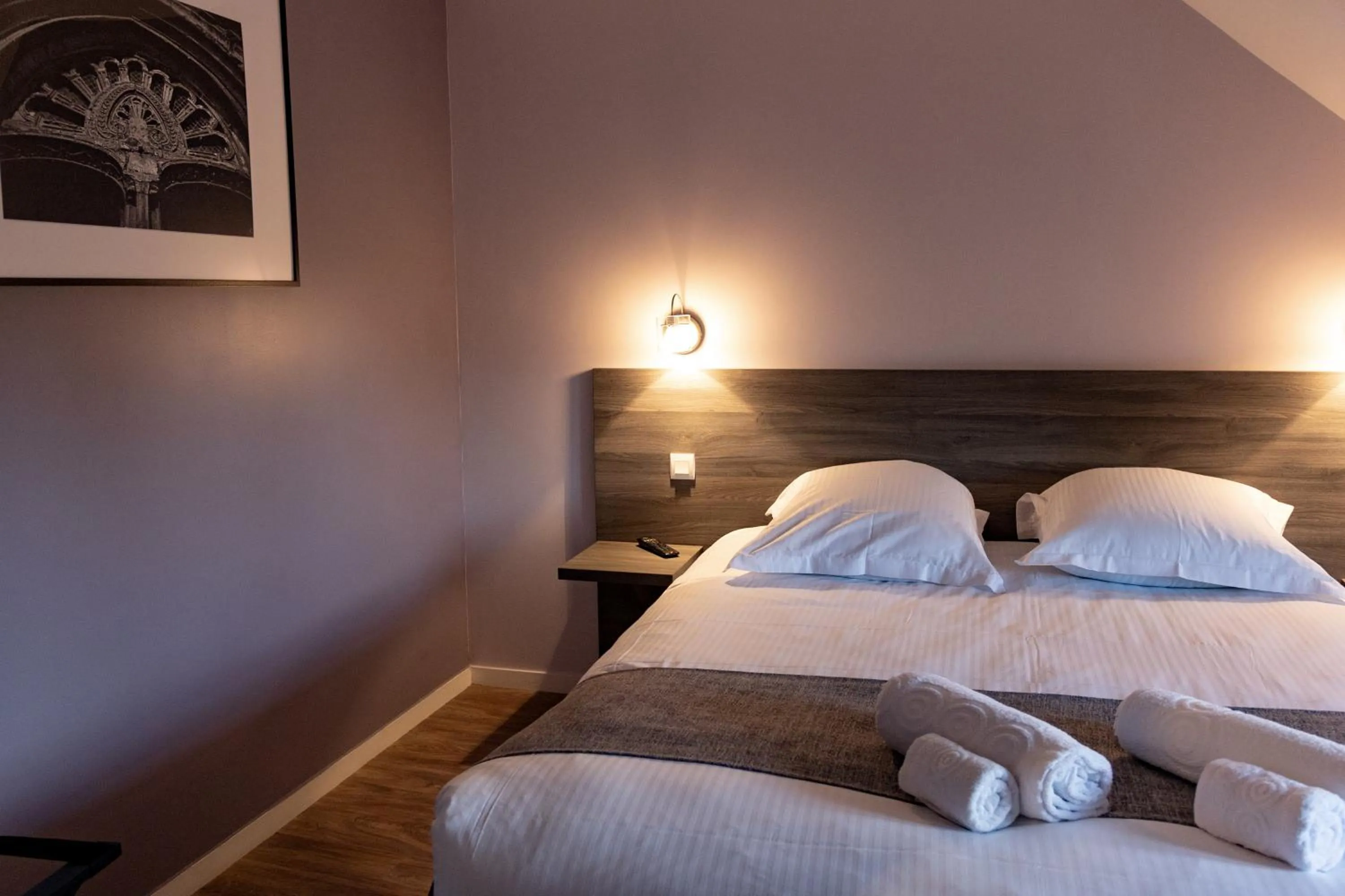 Bed in Hôtel restaurant La Grand Mare