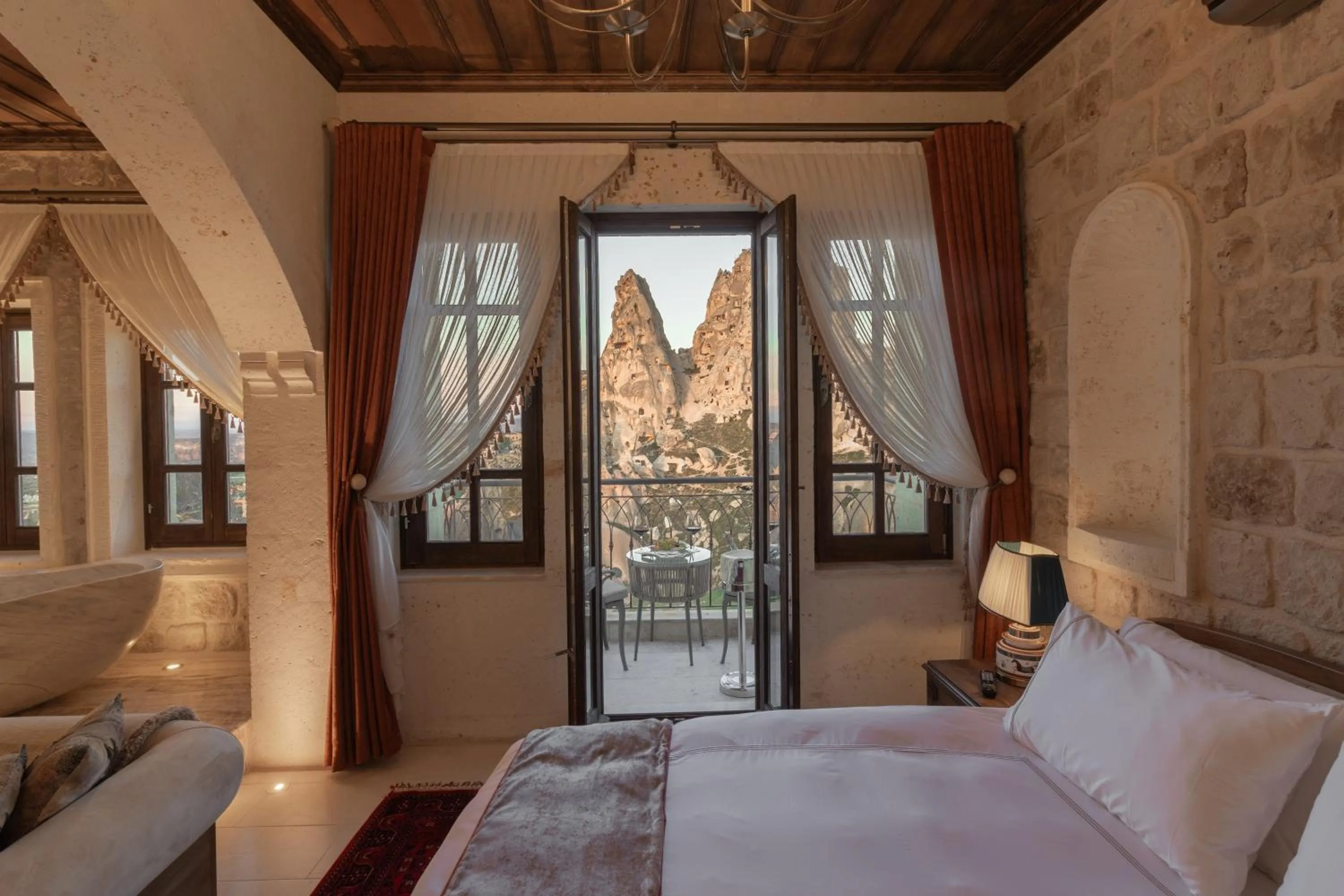 Bed in Via Regia Cappadocia Hotel