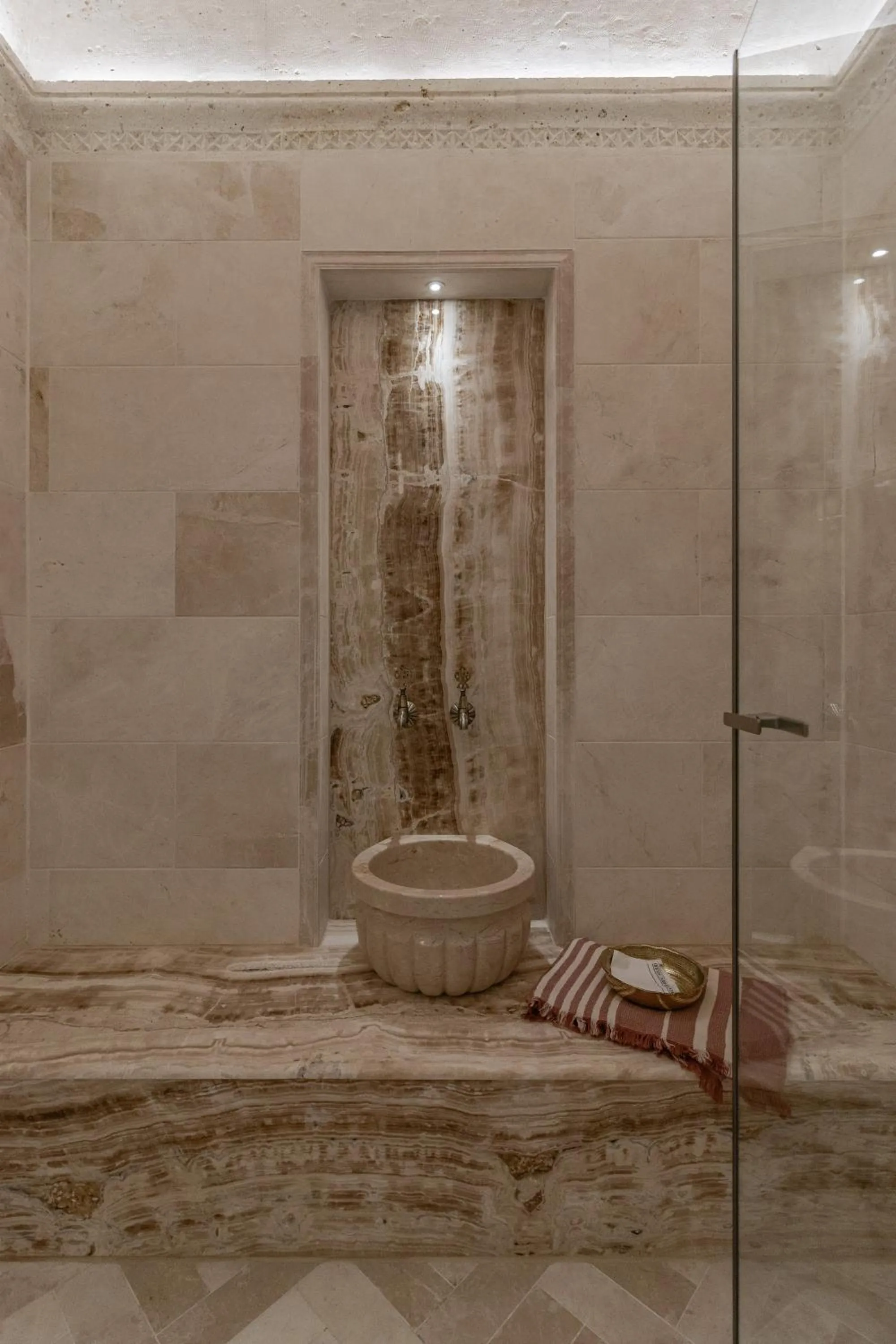 Shower in Via Regia Cappadocia Hotel