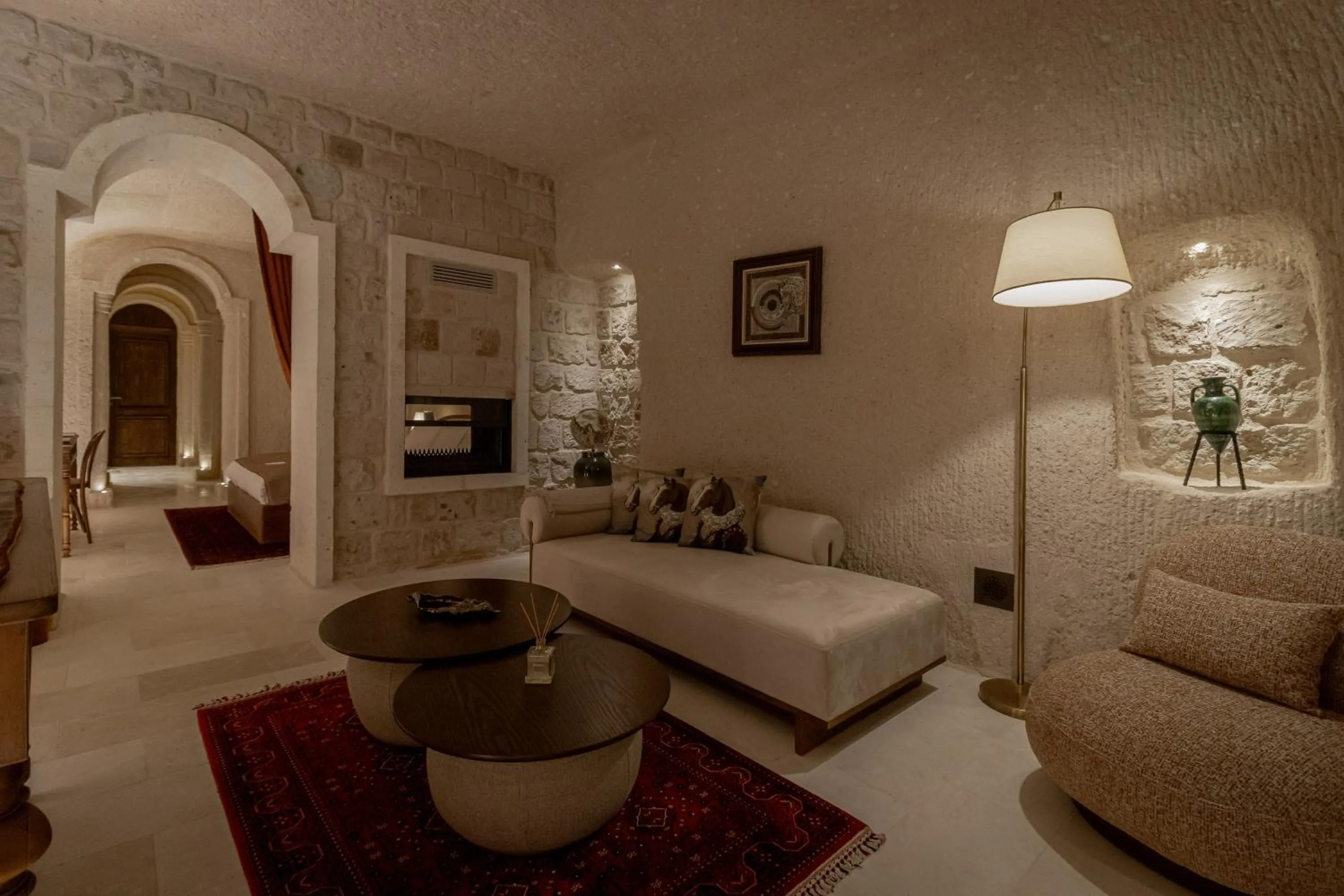 King Suite with Spa Bath in Via Regia Cappadocia Hotel