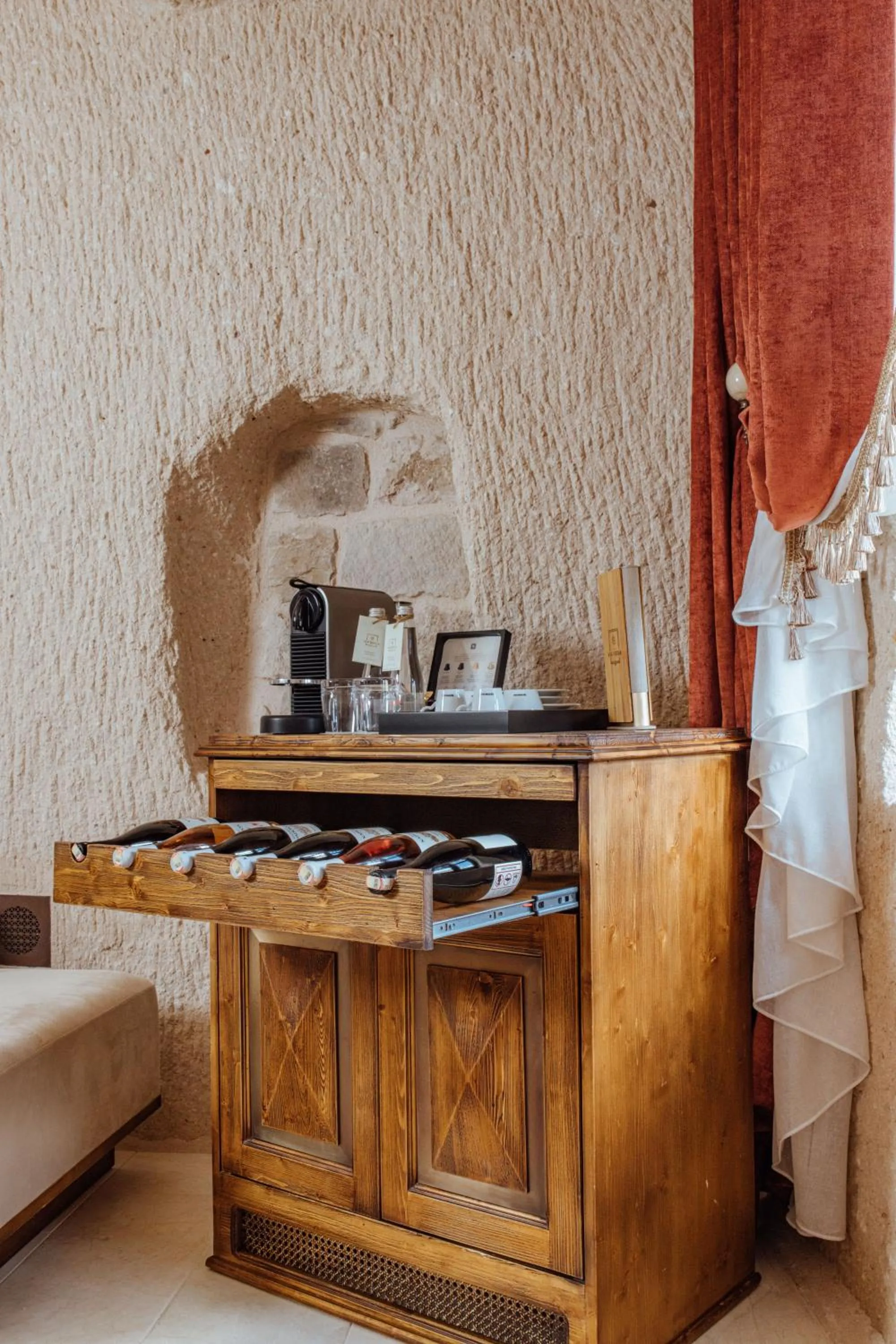 Coffee/tea facilities, Bed in Via Regia Cappadocia Hotel