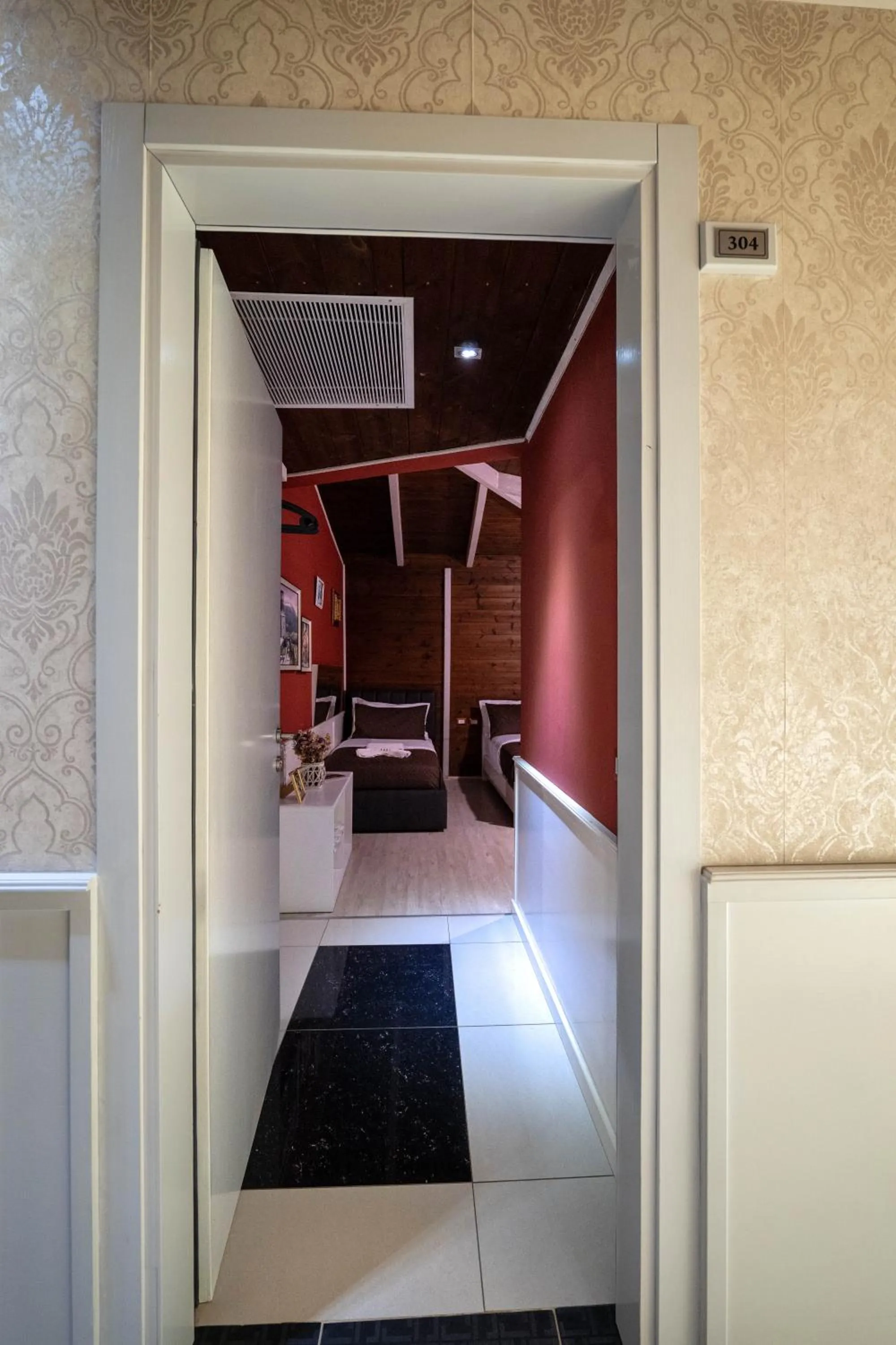 Shower in Hotel Aria